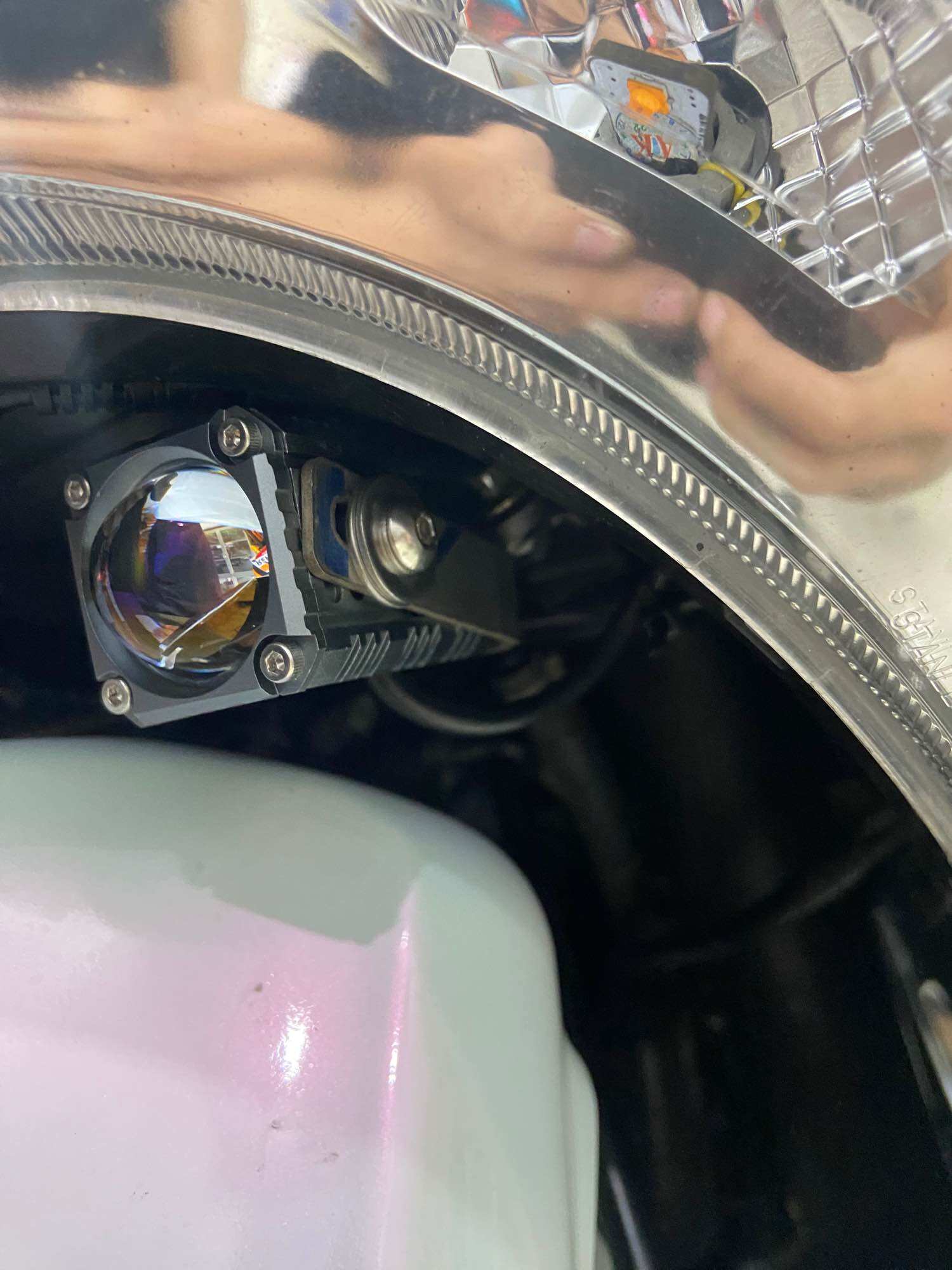 Pat gắn bi cầu mini cho Future led 2023