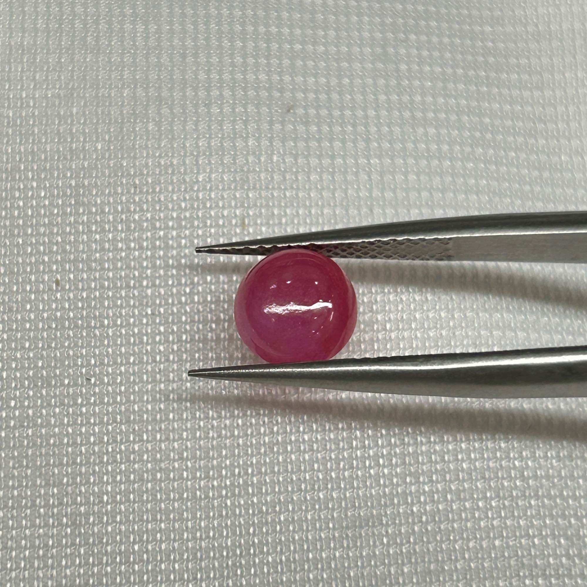 215Ruby- ĐÁ RUBY CABOCHON THIÊN NHIÊN KHÔNG XỬ LÝ ( thông số trong ảnh chụp) 2.15 Carat