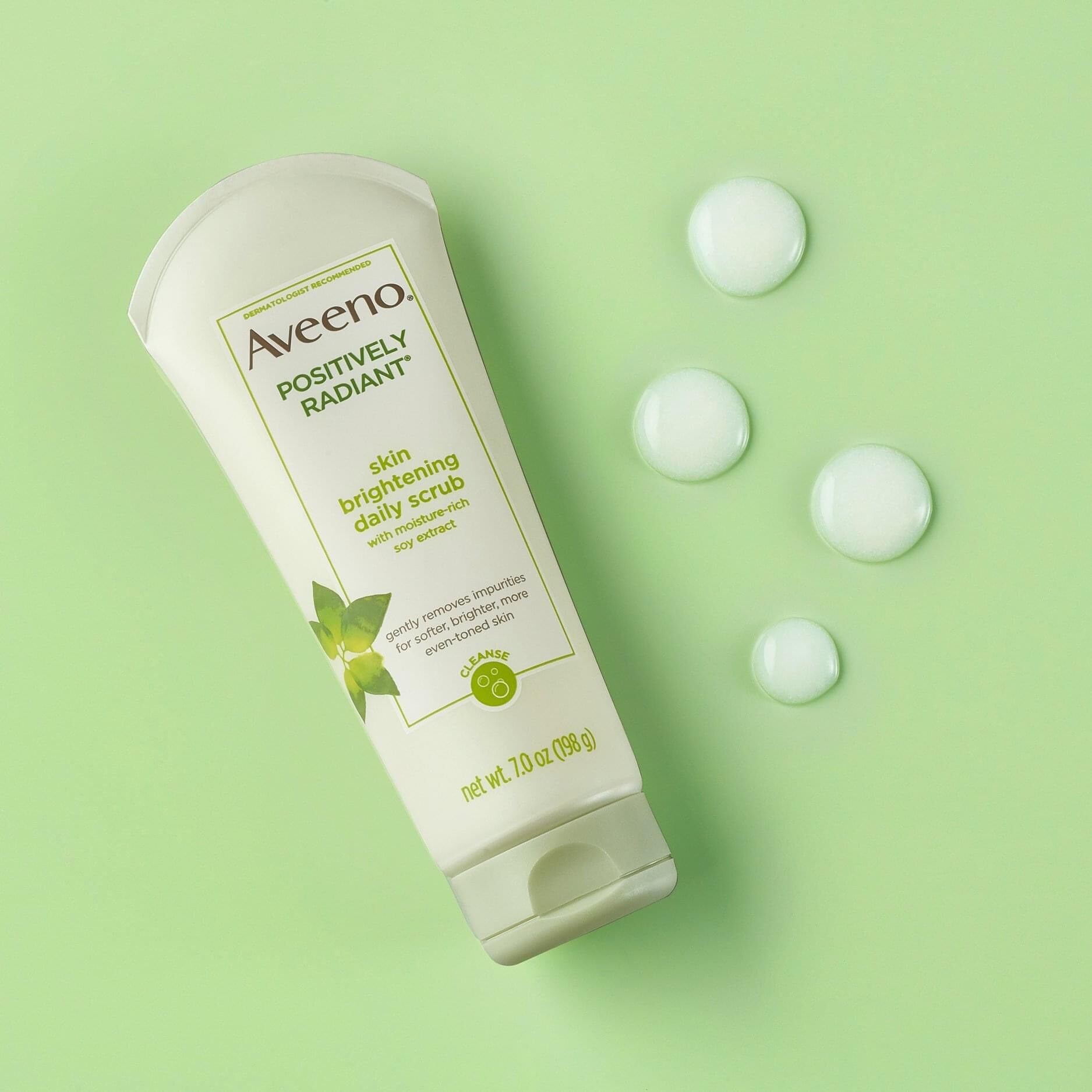 Aveeno, Sữa rửa mặt tẩy tế bào chết làm sáng da Aveeno Positively Radiant Skin Brightening Daily Scrub