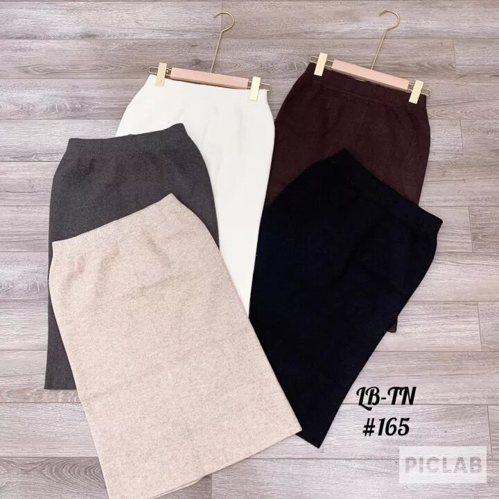 Chân váy len đẹp , chất mịn , dáng dài