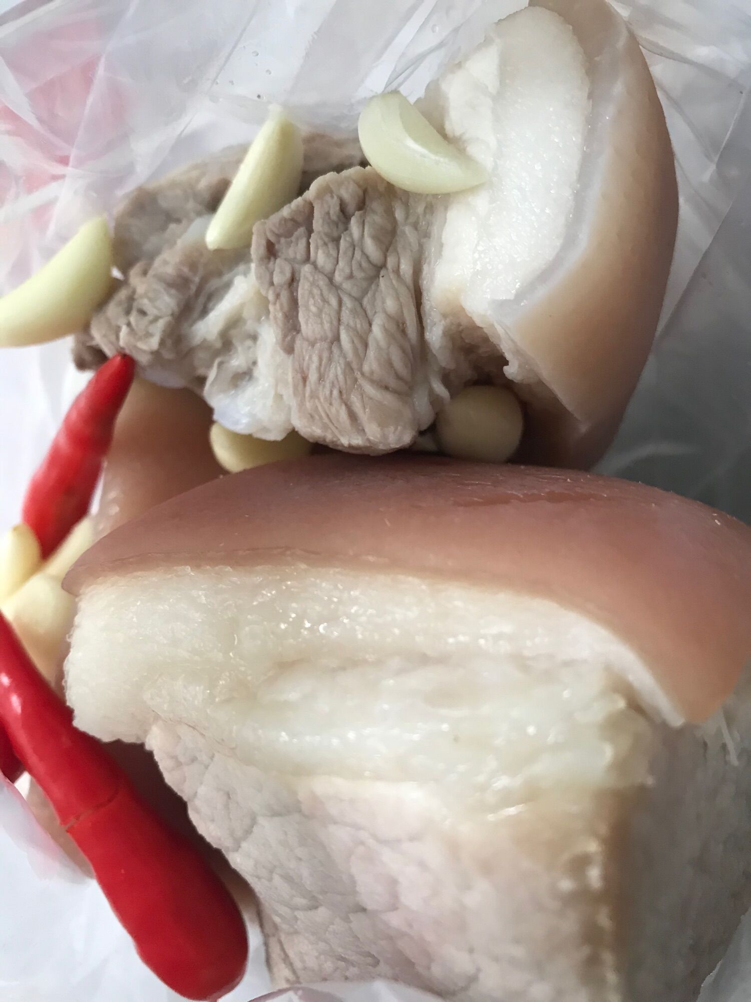 Thịt heo ngâm mắm( 1kg hoặc hơn không tính nước)