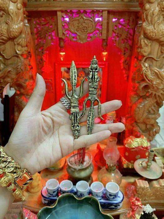 ĐAO CHÉM VÍA THẦN TAO