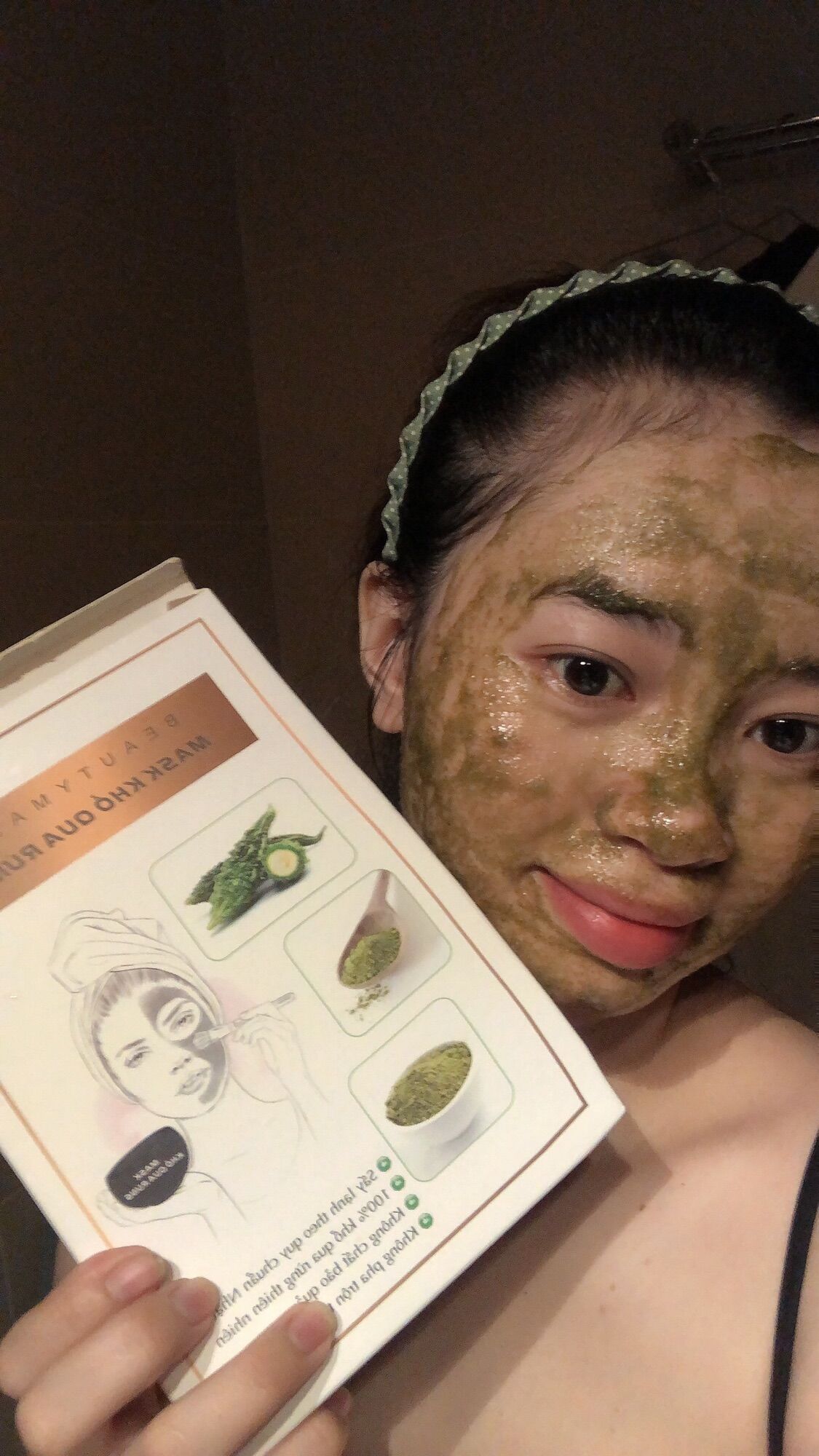 2 mặt nạ khổ qua rừng