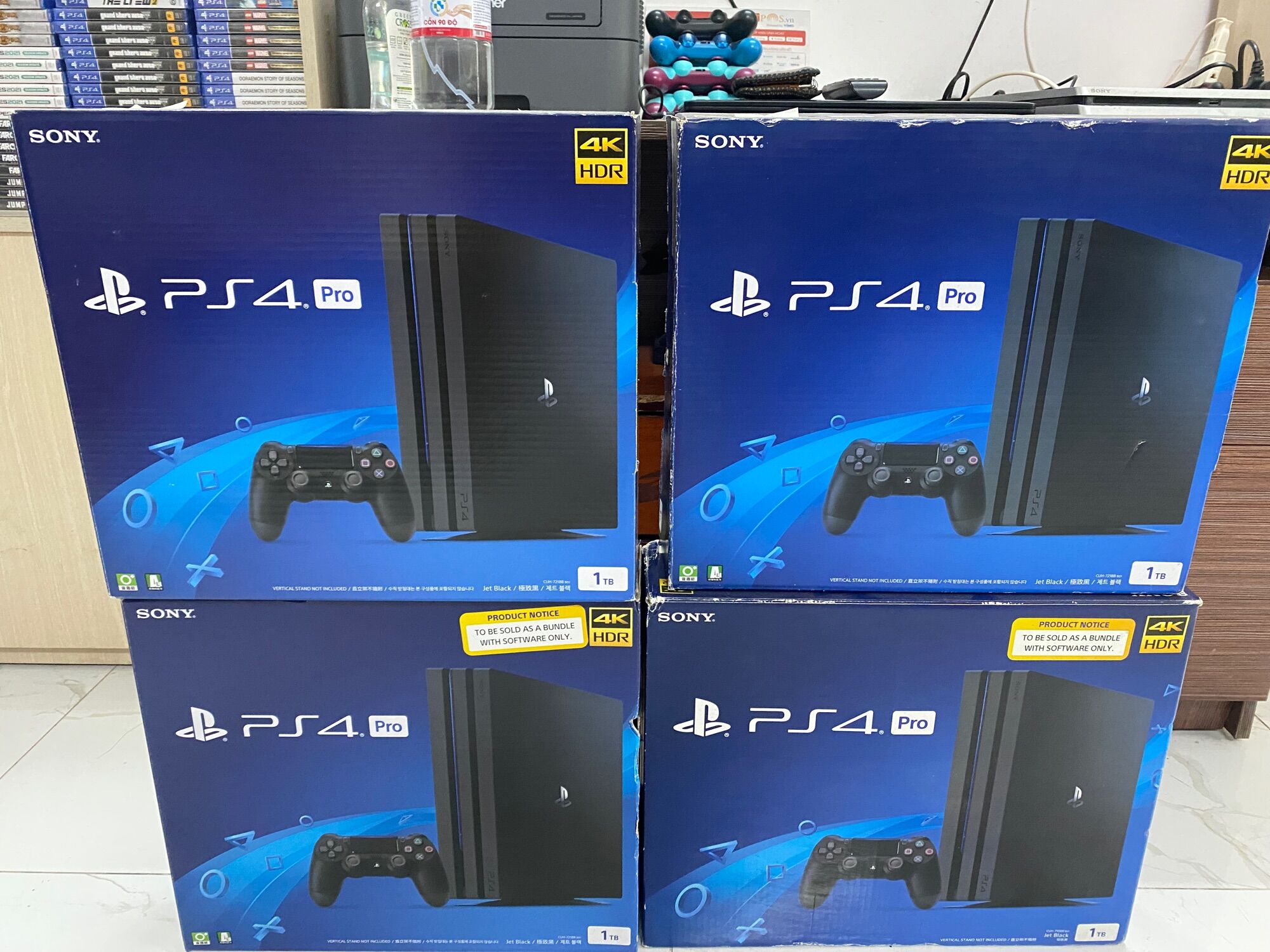 Máy chơi game PS4 Pro 1TB 2ND