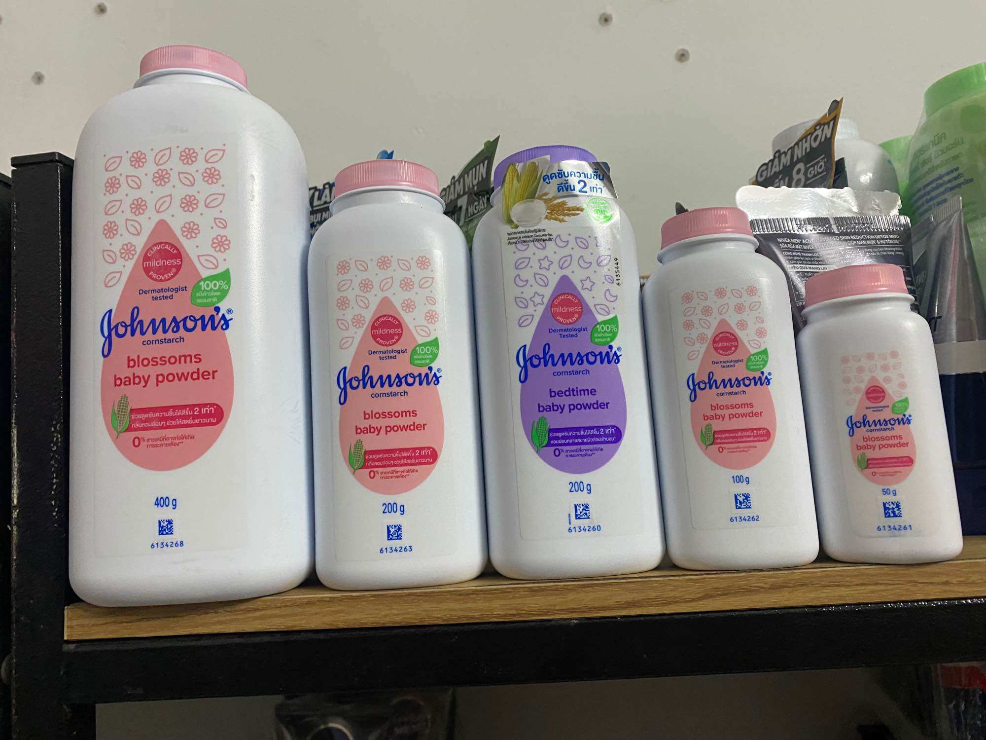 Phấn Rôm Johnson's Baby Powder 400g, 200g, 50g