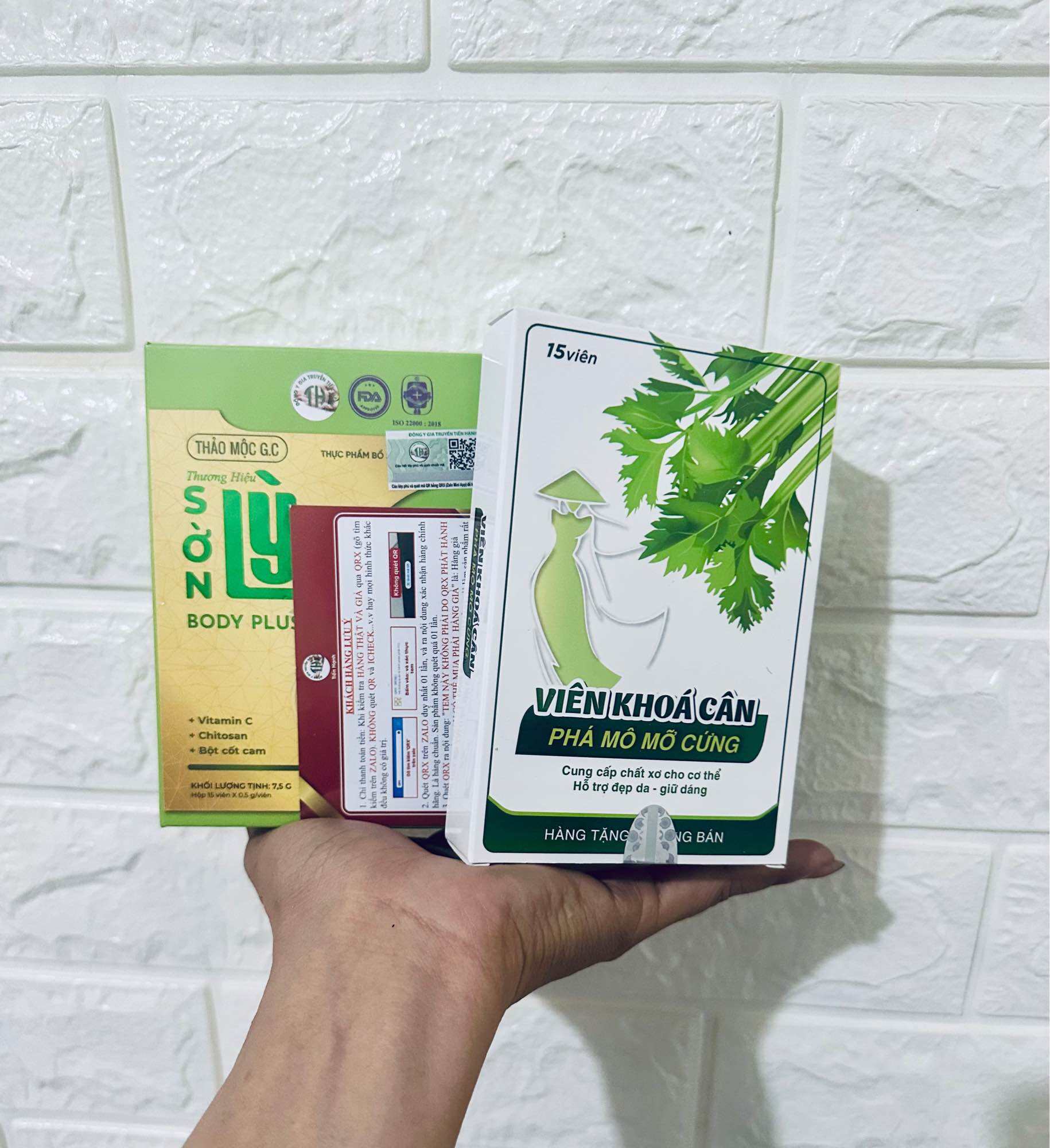 Giảm cân tiến hạnh sờn lỳ body plus tặng kèm khóa cân hộp ( có 3 phân loại ). 