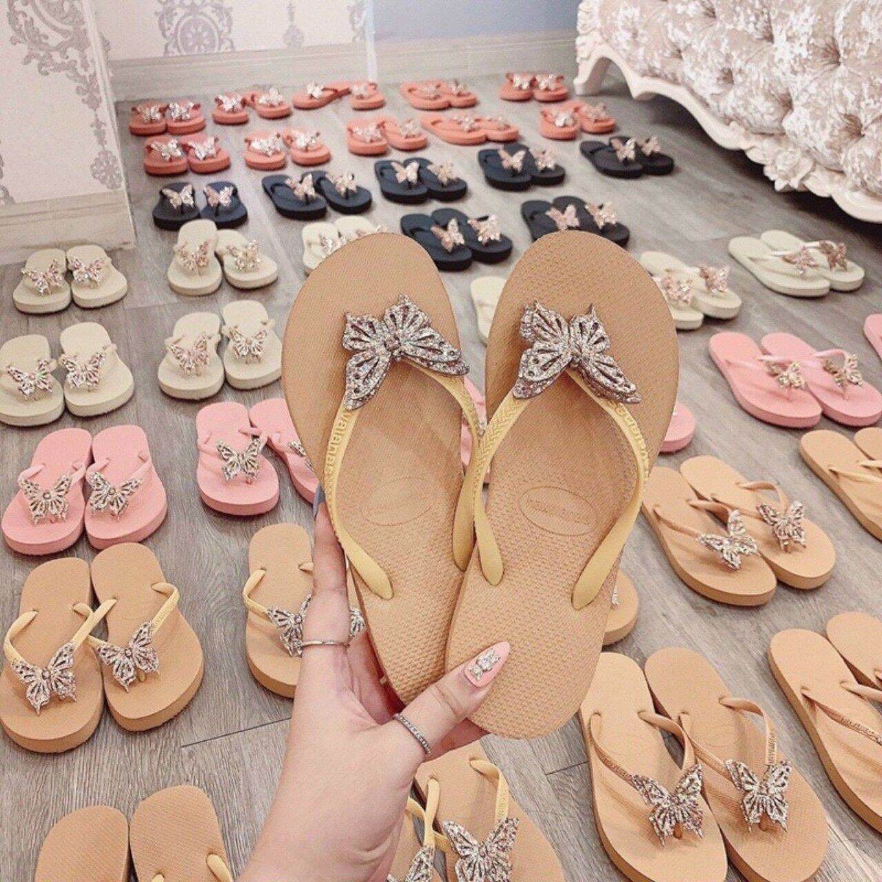 [HCM]Dép kẹp lê xỏ ngón nữ   con bướm mẫu mới