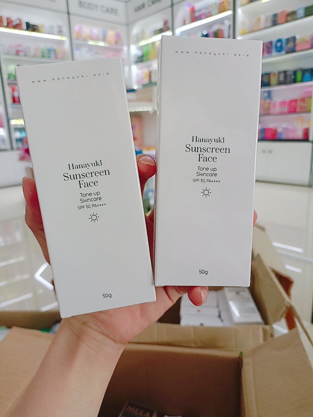 Kem chống nắng Hanayuki Sunscreen Face 50g