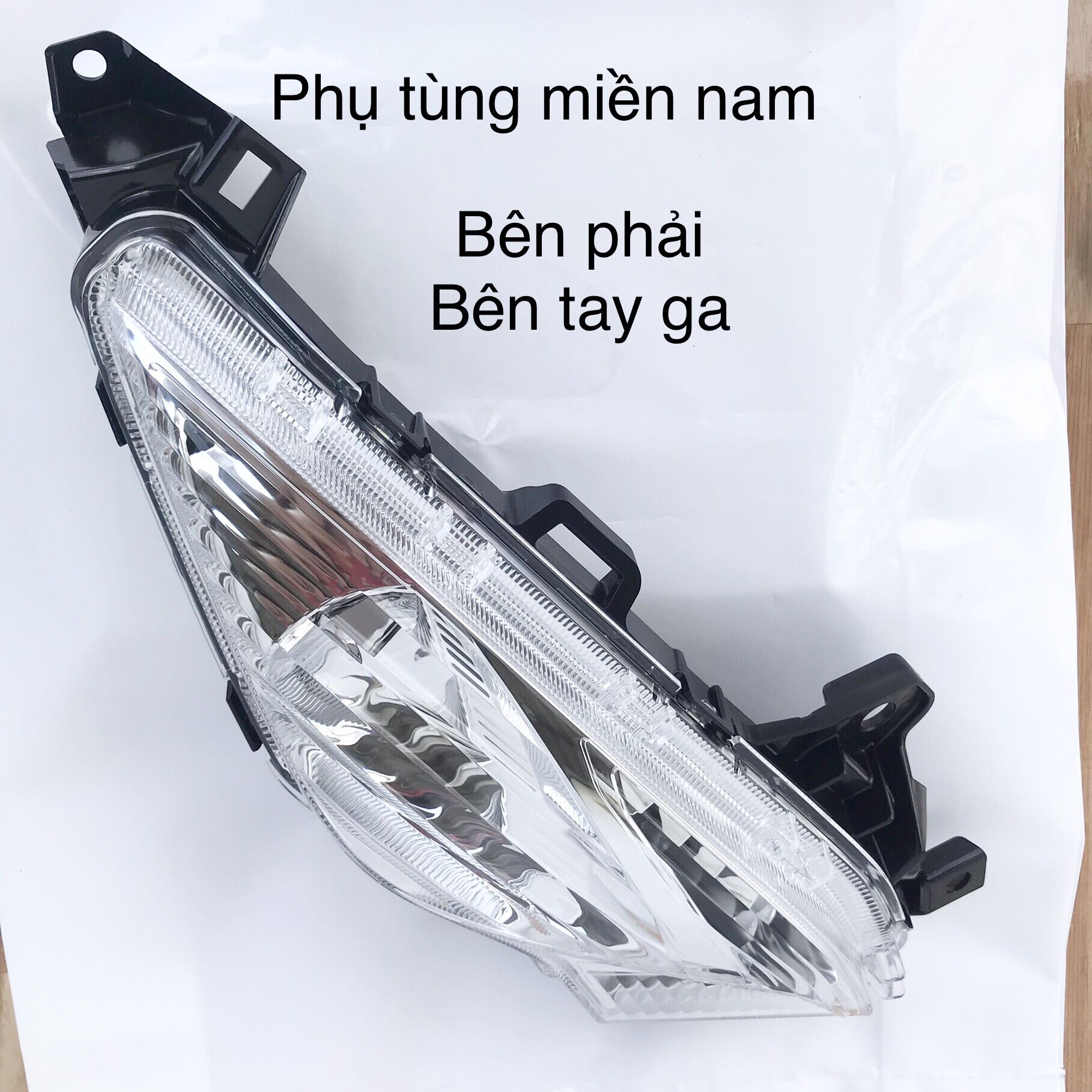 ĐÈN XI NHAN PHẢI VISION 2014-2020, đèn xinhan Vision