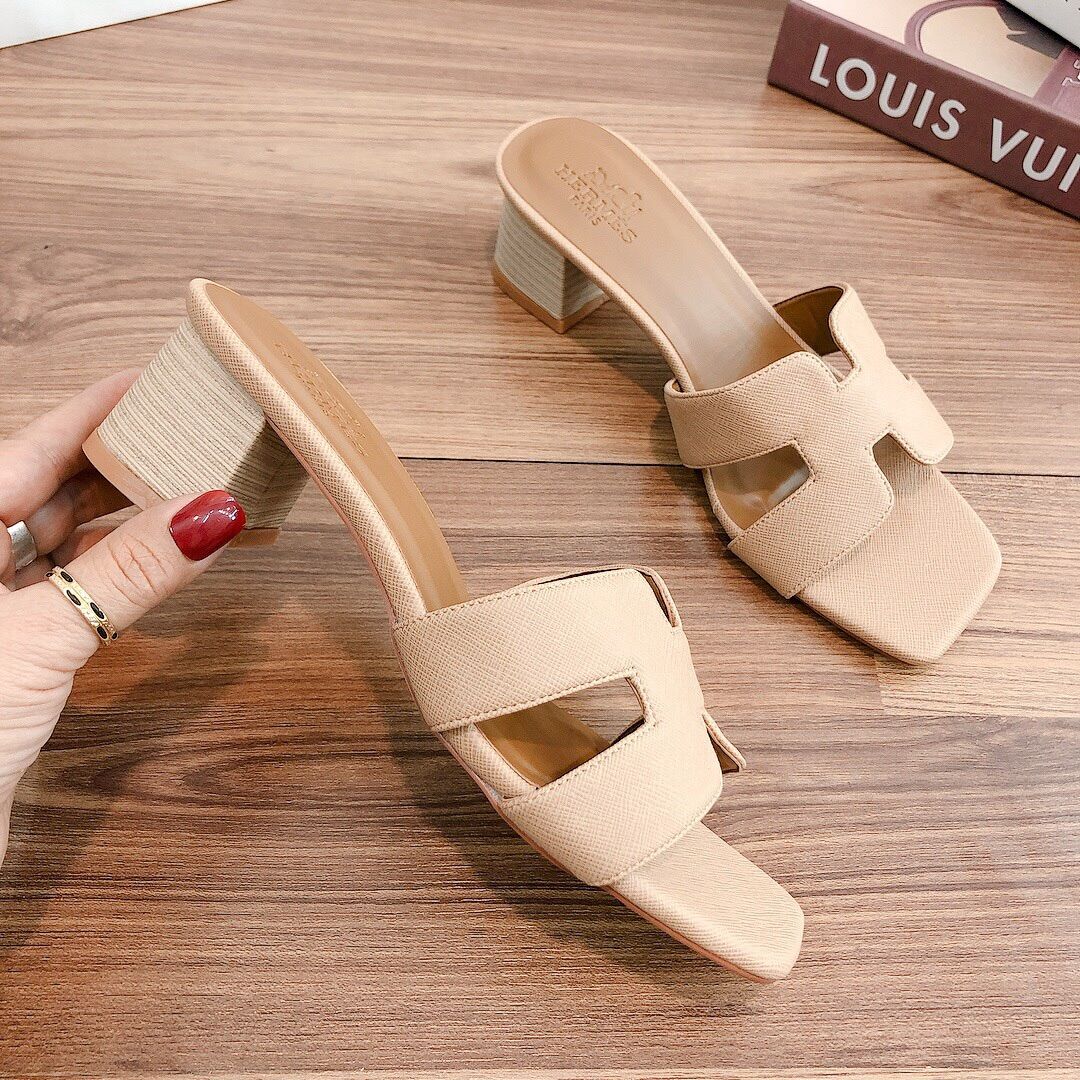 Guốc bản ngang ( H ) gót vuông 5p cực đẹp