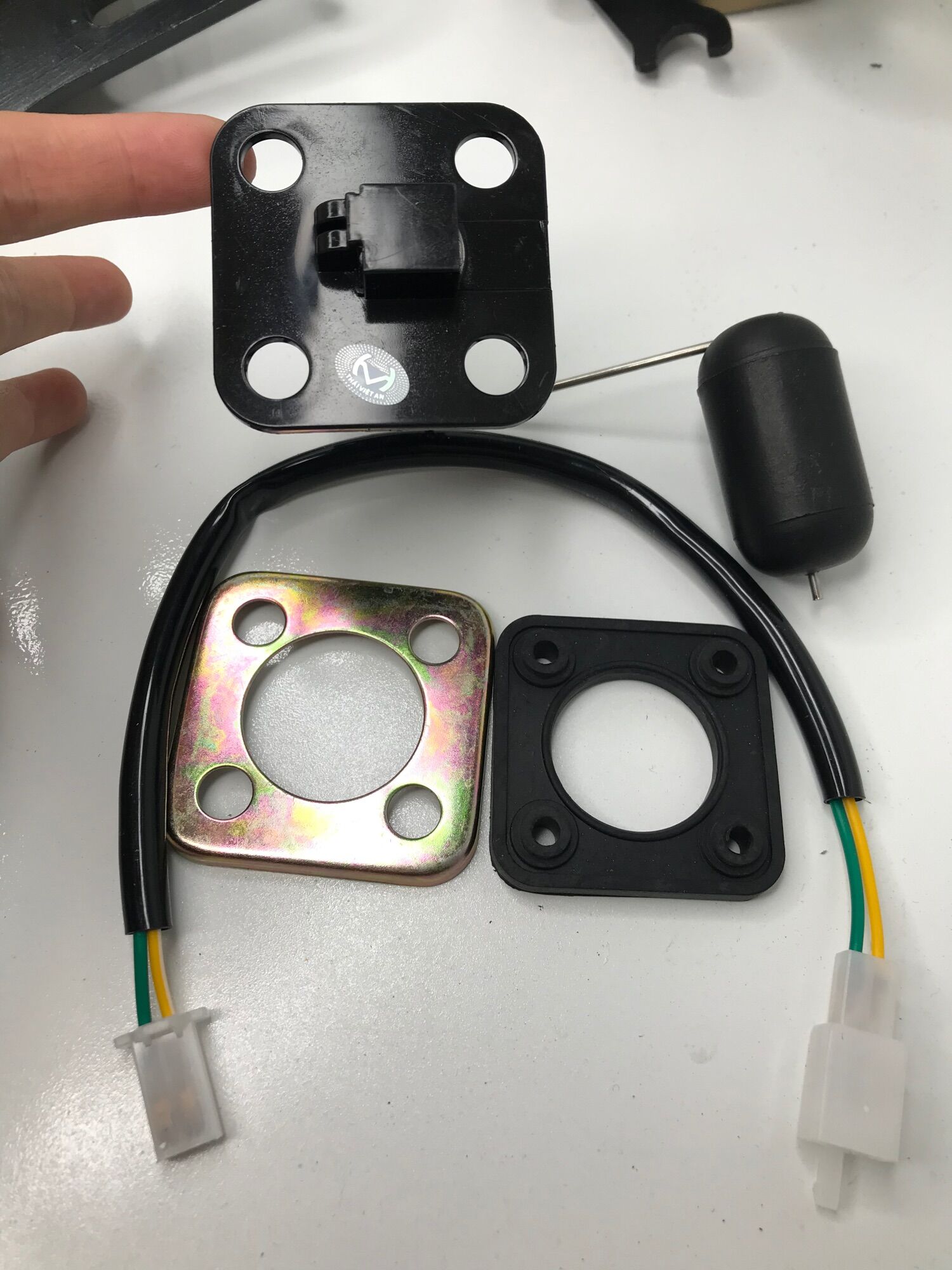 Phao báo xăng si phao báo xăng rs Phao báo xăng wave phao báo xăng s110 phao báo xăng dream tất cả