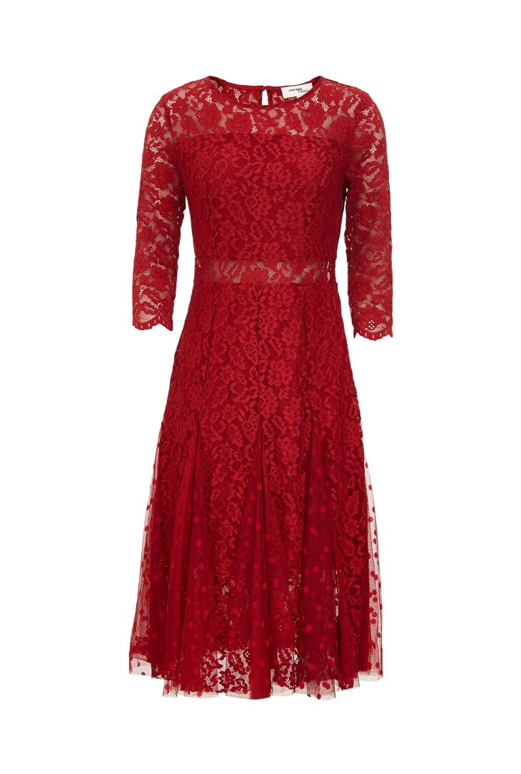 ĐẦM REN VERO MODA CAO CẤP