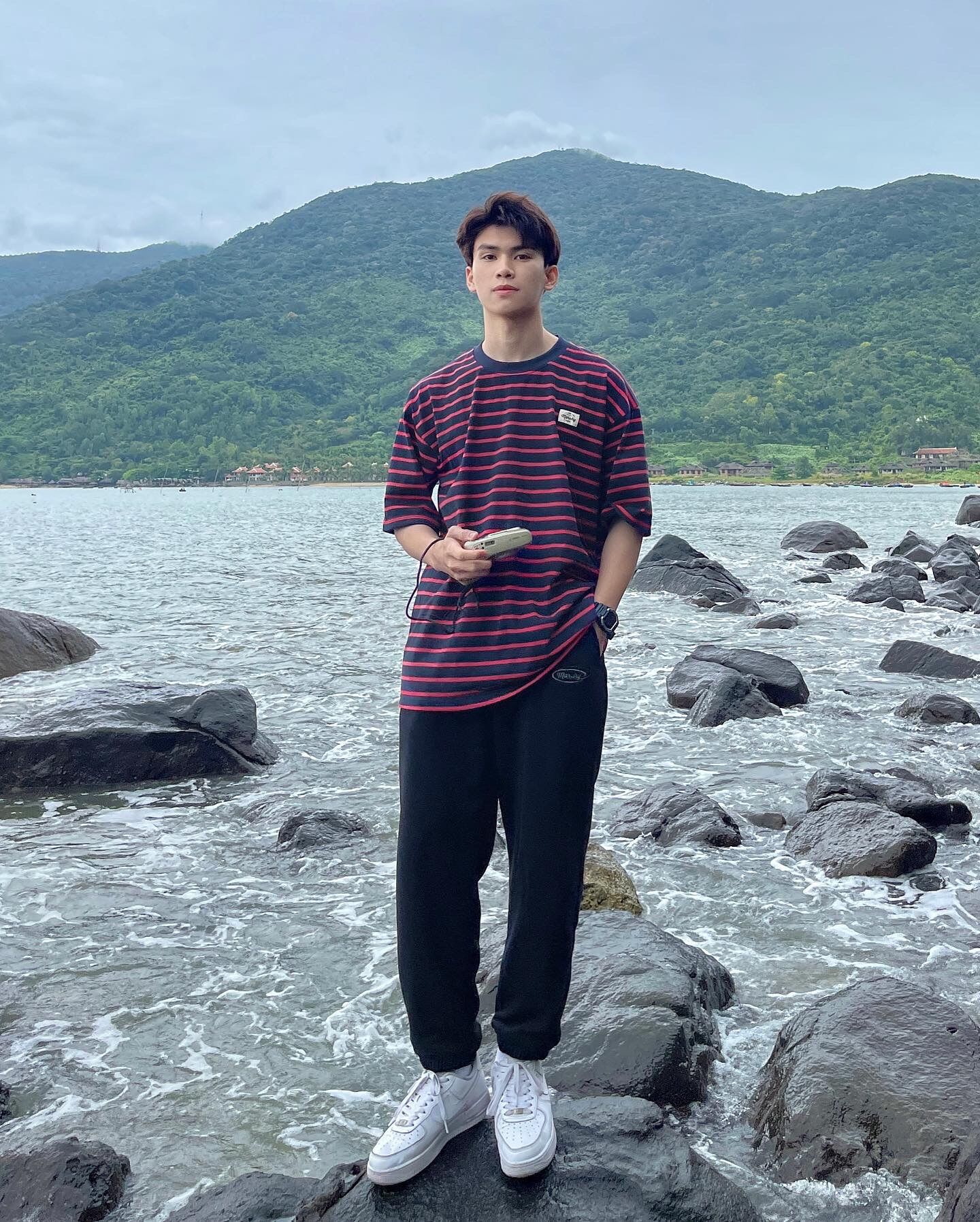 [Nhập LazSoHot2- giảm 20% đơn 199k|MARCHY - Basic Striped Tee - Áo Thun Kẻ Sọc (nhiều màu)
