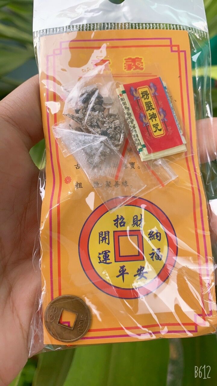 Túi án lư bát bửu tài lộc