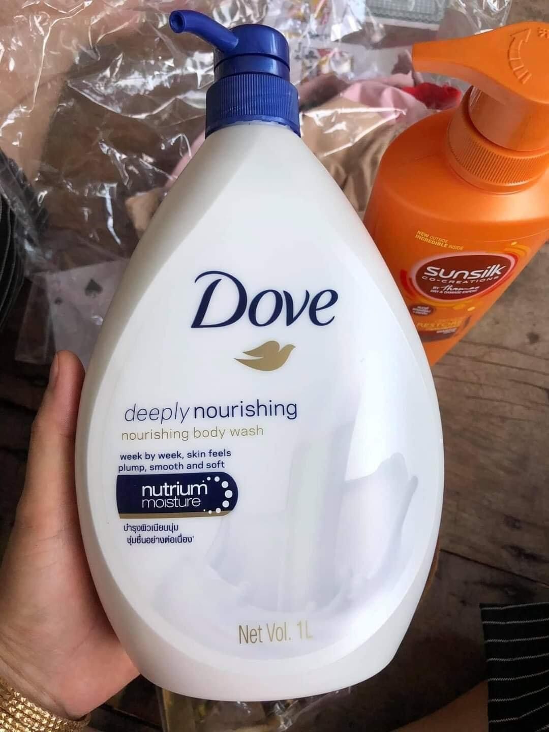 Sữa tắm dưỡng ẩm Dove 1lít thái lan