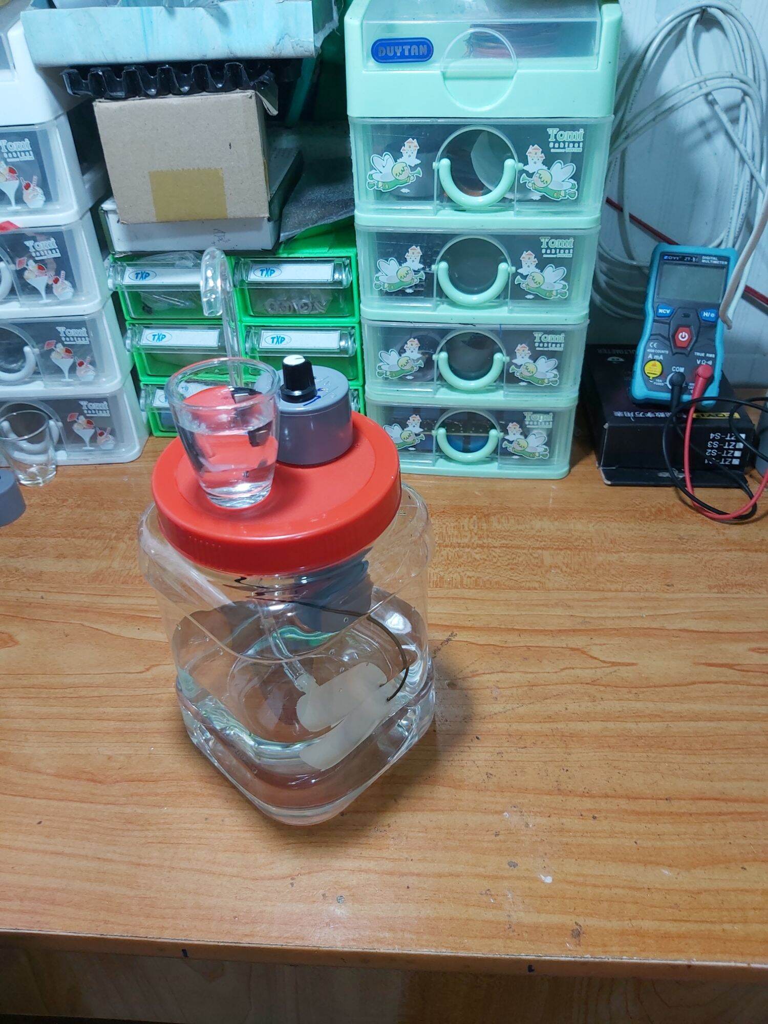 Bình rót ruou tự động siêu rẻ