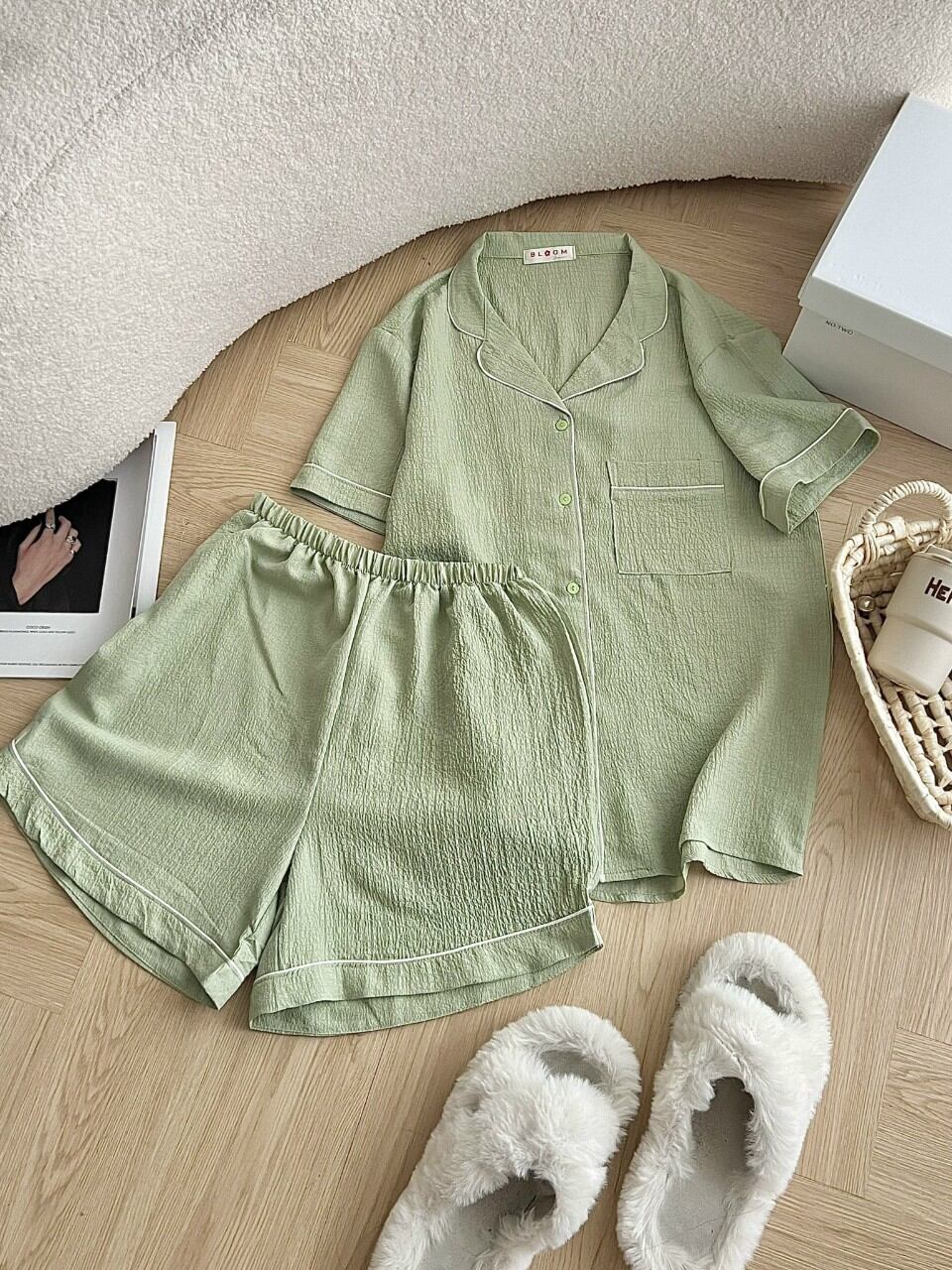 Sét bộ đùi pyjama xốp cổ vét