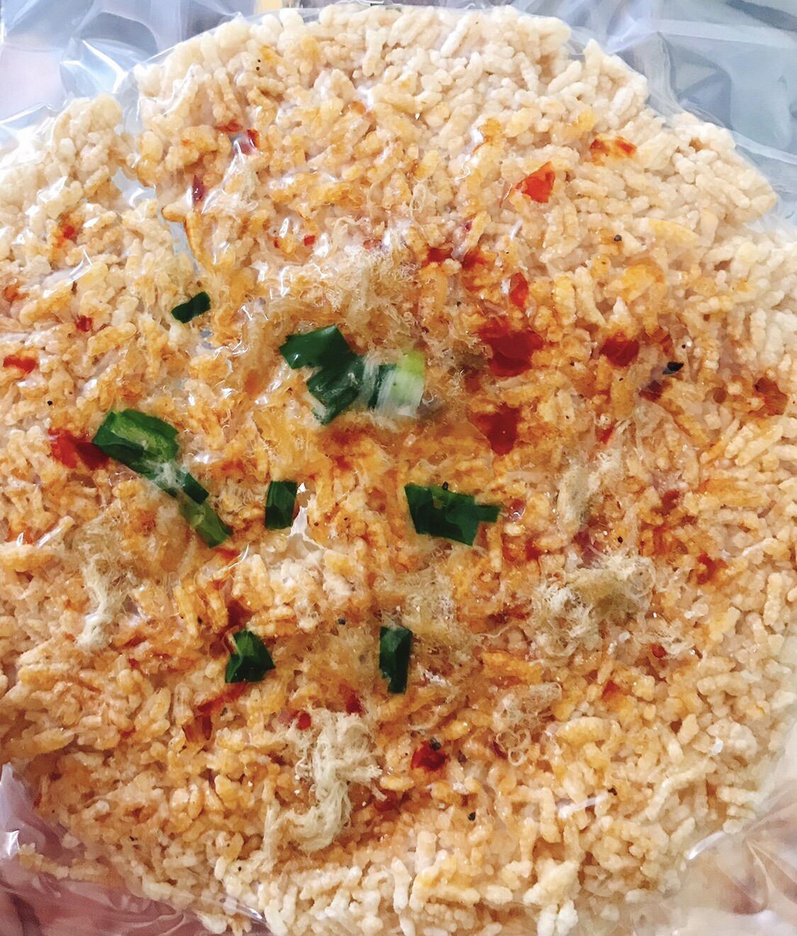 Cơm cháy chà bông hoa vàng
