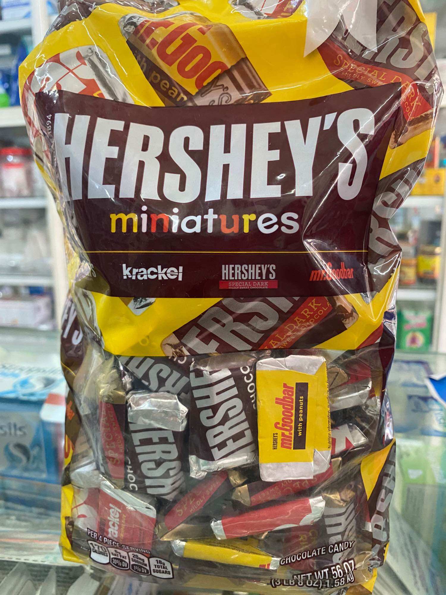 KẸO SOCOLA HERSHEY’S gói 1.58kg, 180 viên