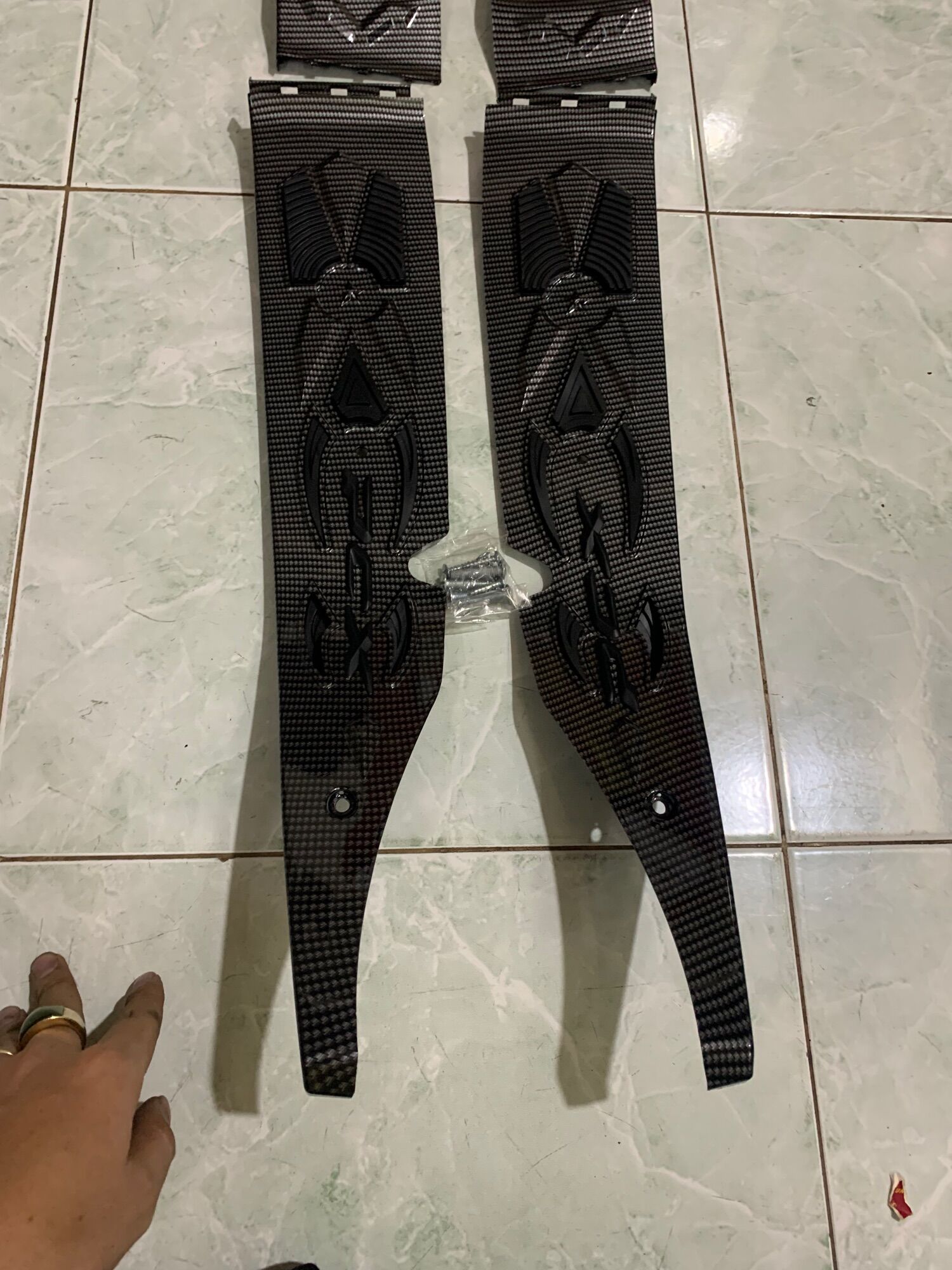 Thảm lót chân PCX 2018 CACBON CAO CẤP