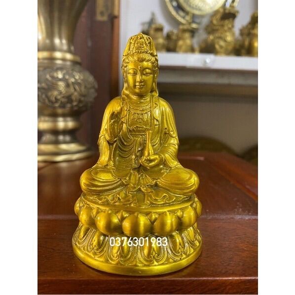 Tượng Phật Bà Quan Âm Bằng Đồng Vàng Để Ô tô