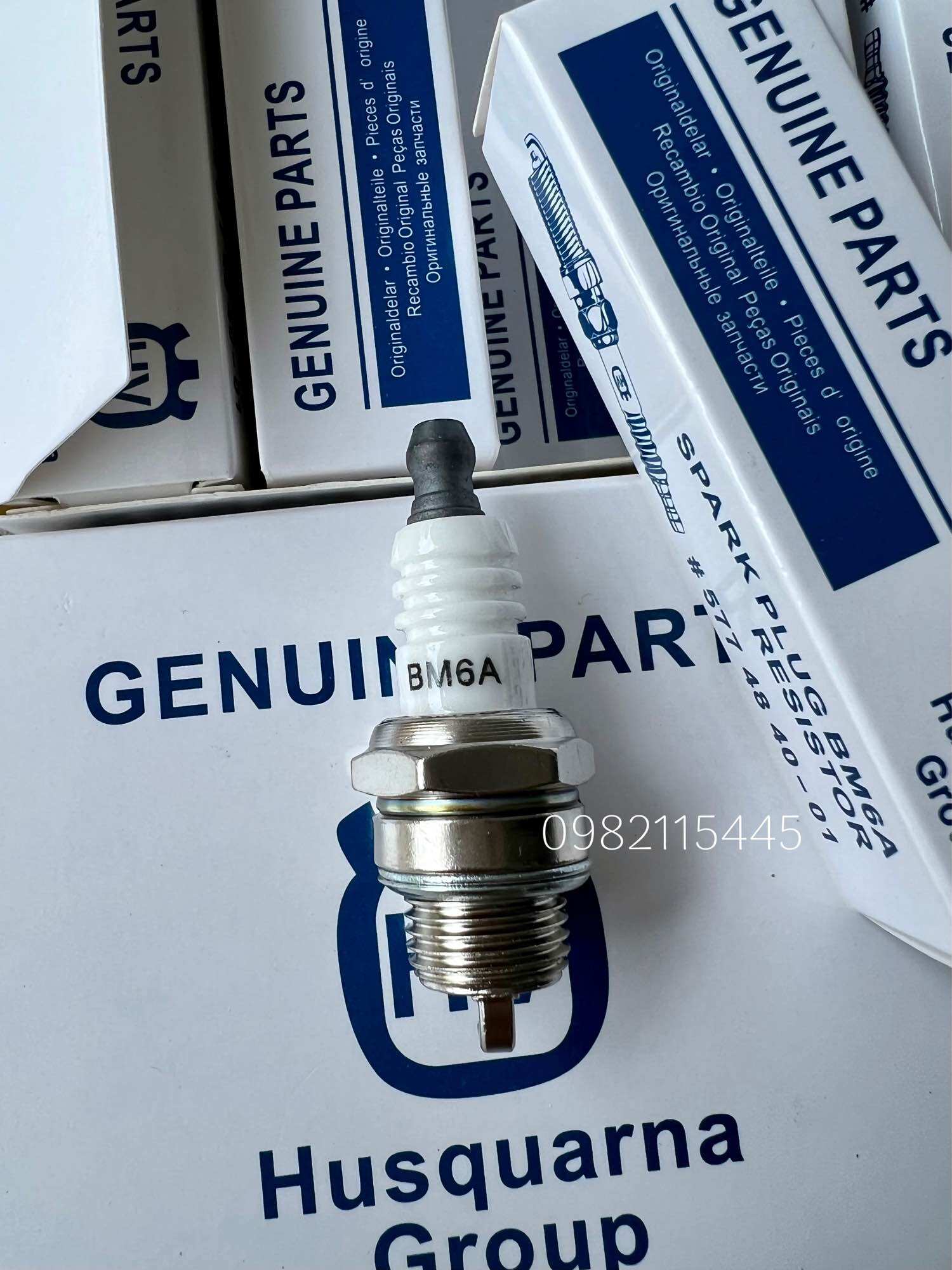 Bugi máy cắt cỏ 2 thì Husqvarna