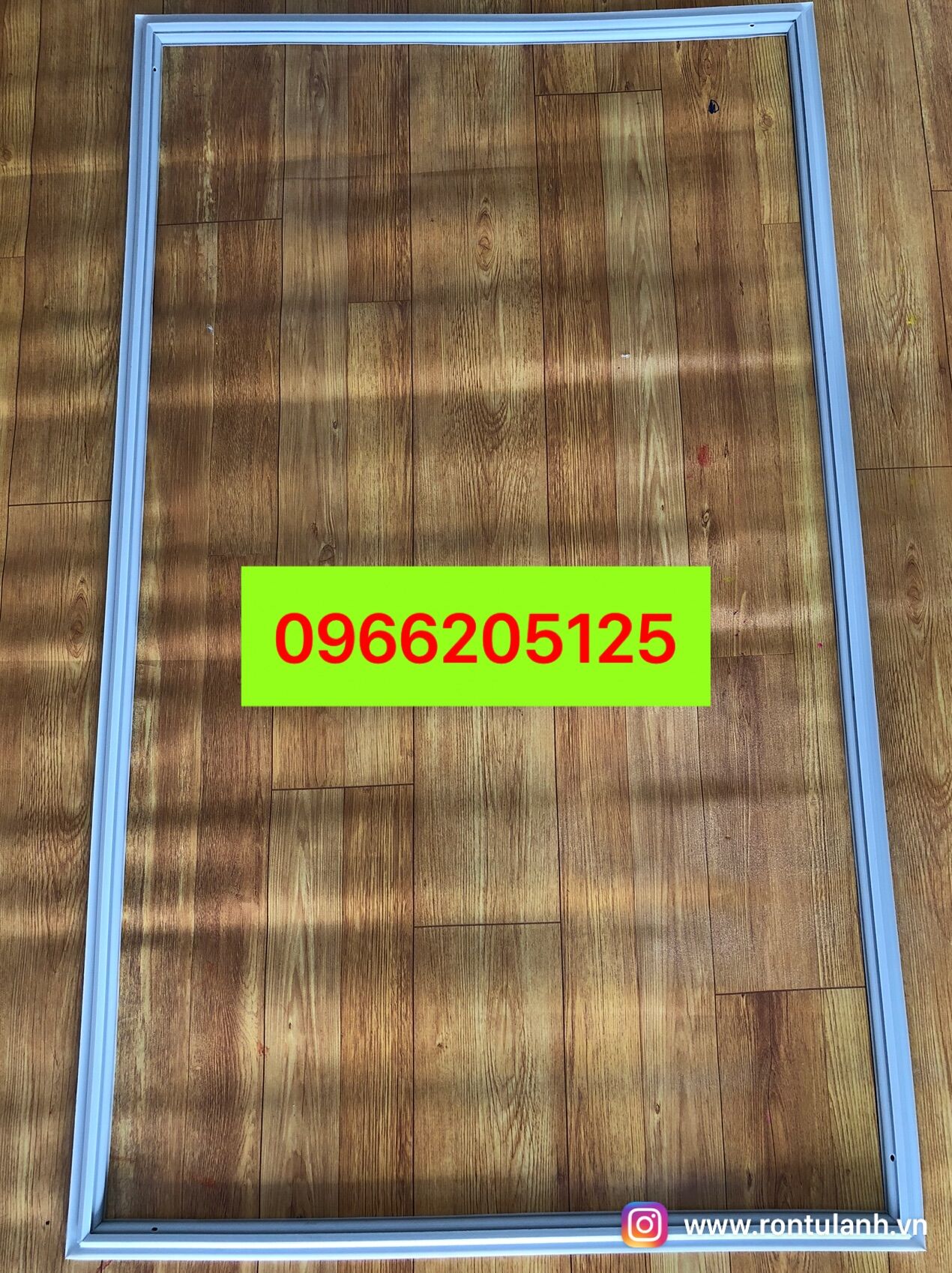 Khung ron tủ lạnh Electrolux ( 520*880)