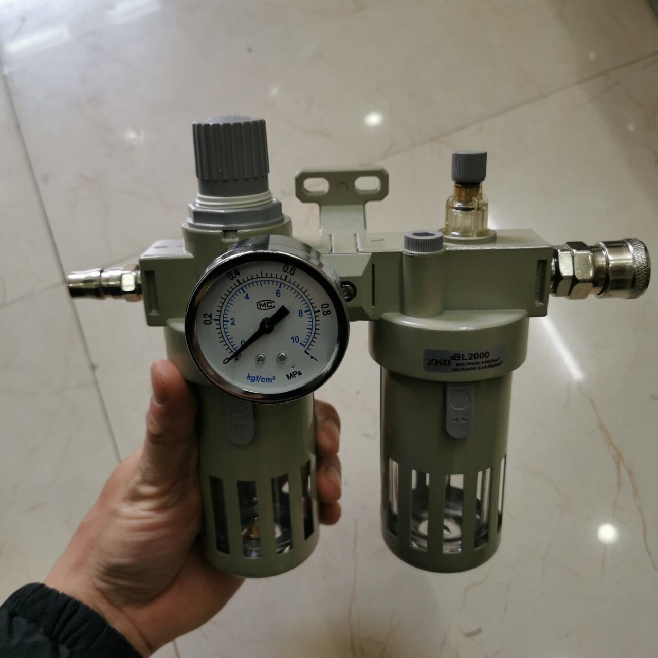 lọc tách nước khí nén đôi thế hệ mới