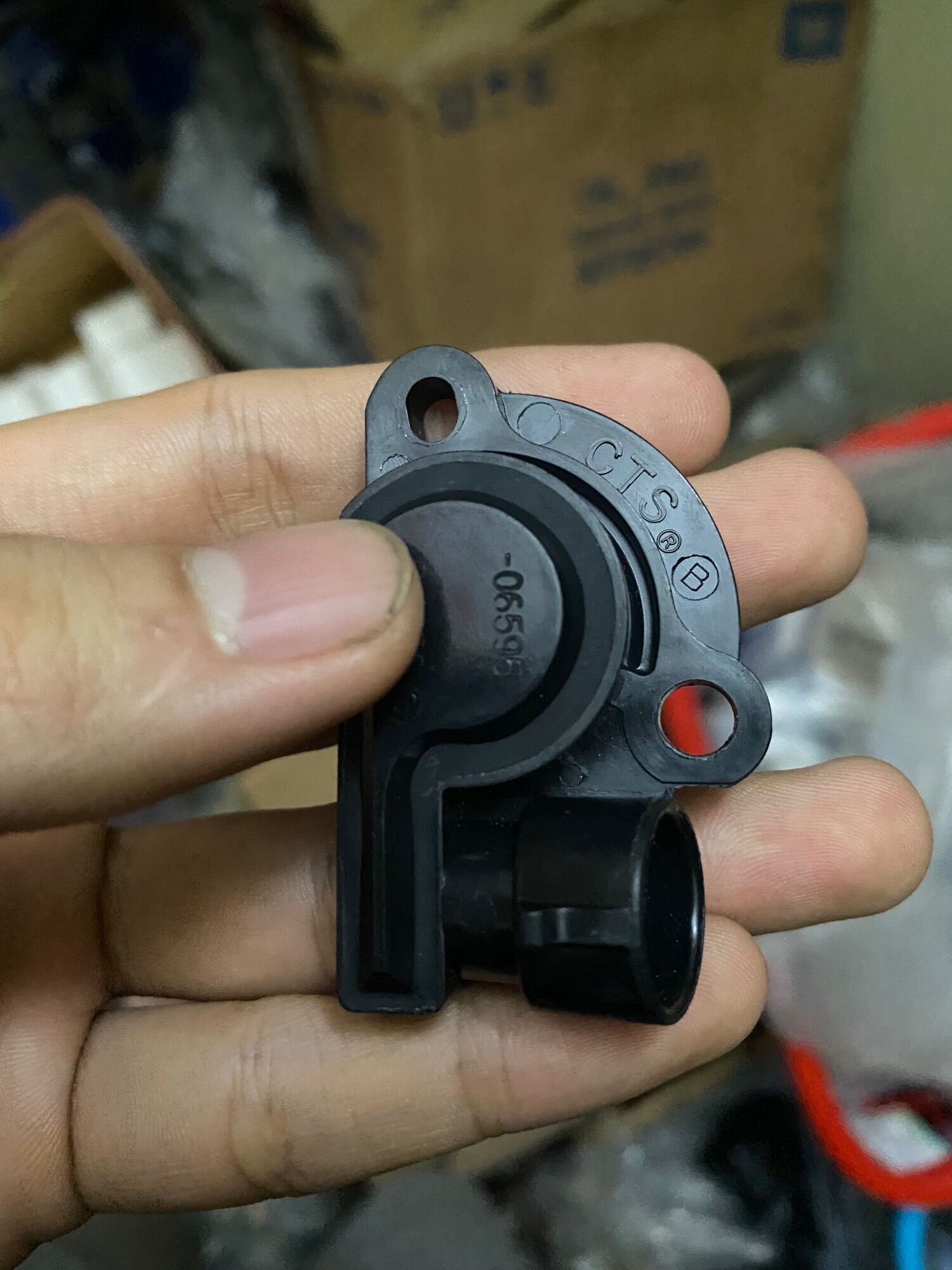 Cảm biến bướm ga Gentra,Aveo,Matiz,Spark,Nubira,Lanos