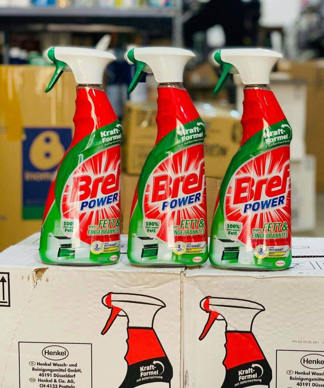 Xịt bref tẩy rửa dầu mỡ nhà bếp