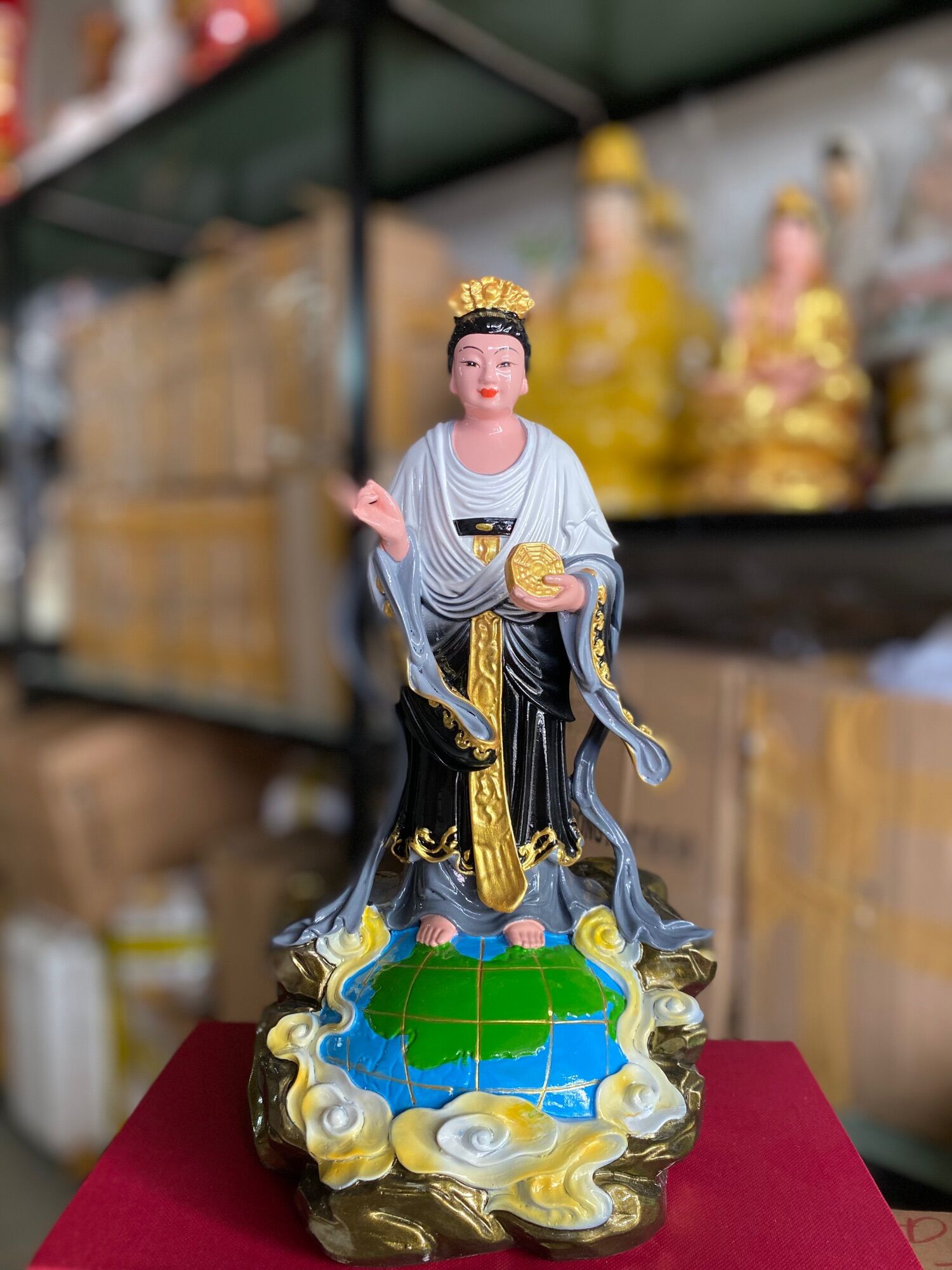 Tượng địa mẫu composite 30cm