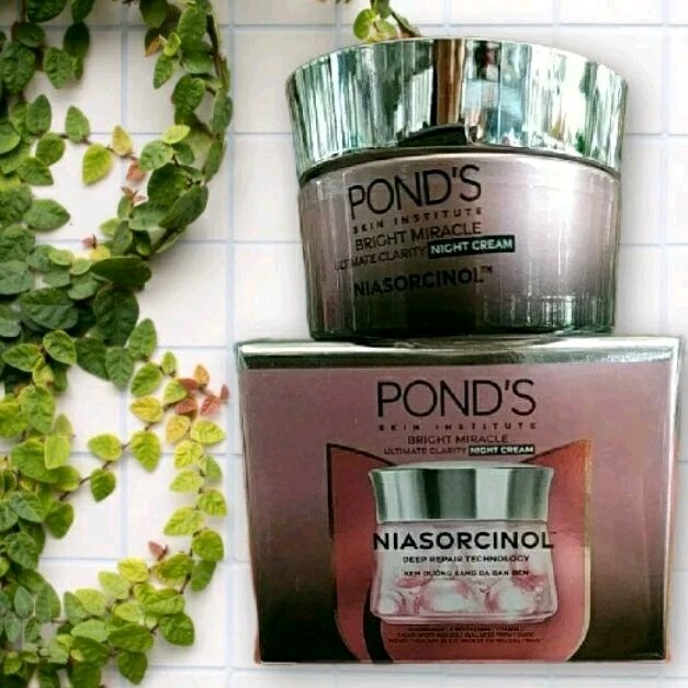 Kem dưỡng pond's bright miracle đêm 30g trắng mịn da mờ đốm nâu