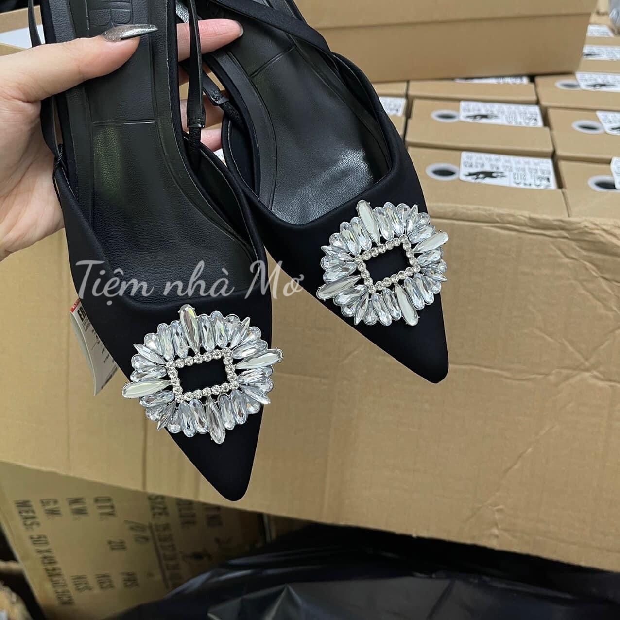 GIÀY CNK ĐÁ TRẮNG XUẤT DƯ