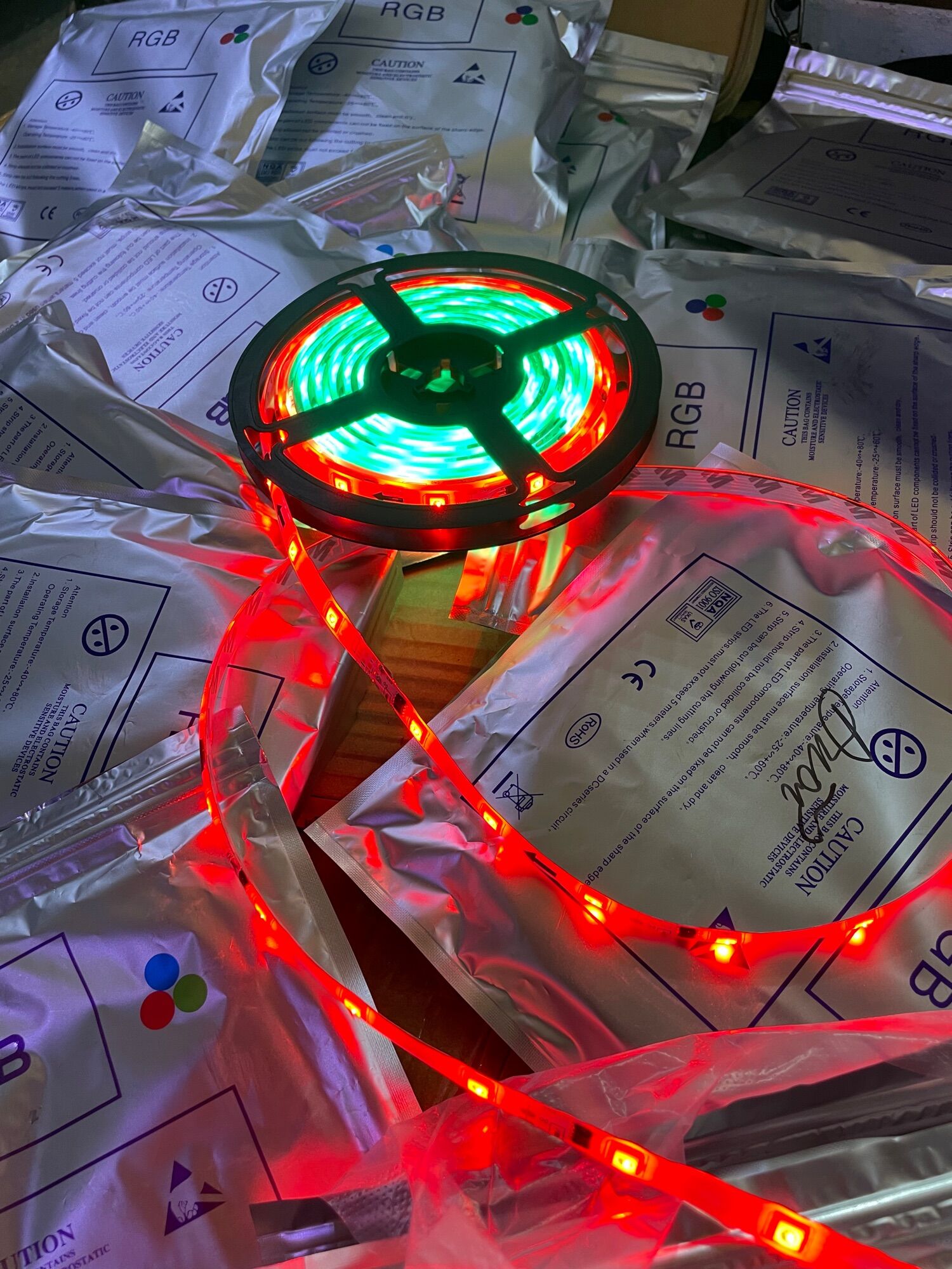 Led đuổi 12v cuộn 5m