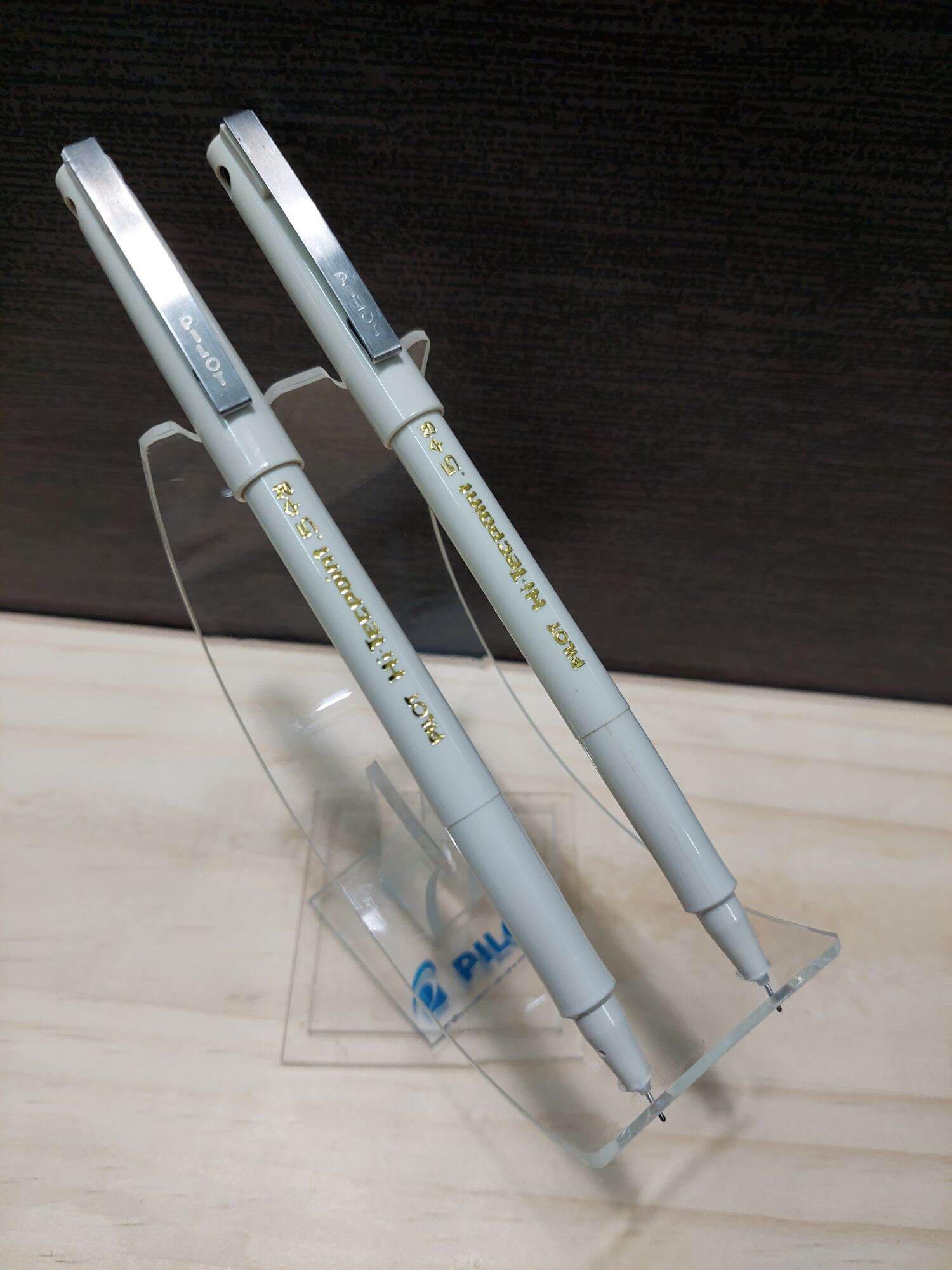 Bút lông kim Pilot BX-V5 Hi-techpoint (0.5mm). Made in Japan