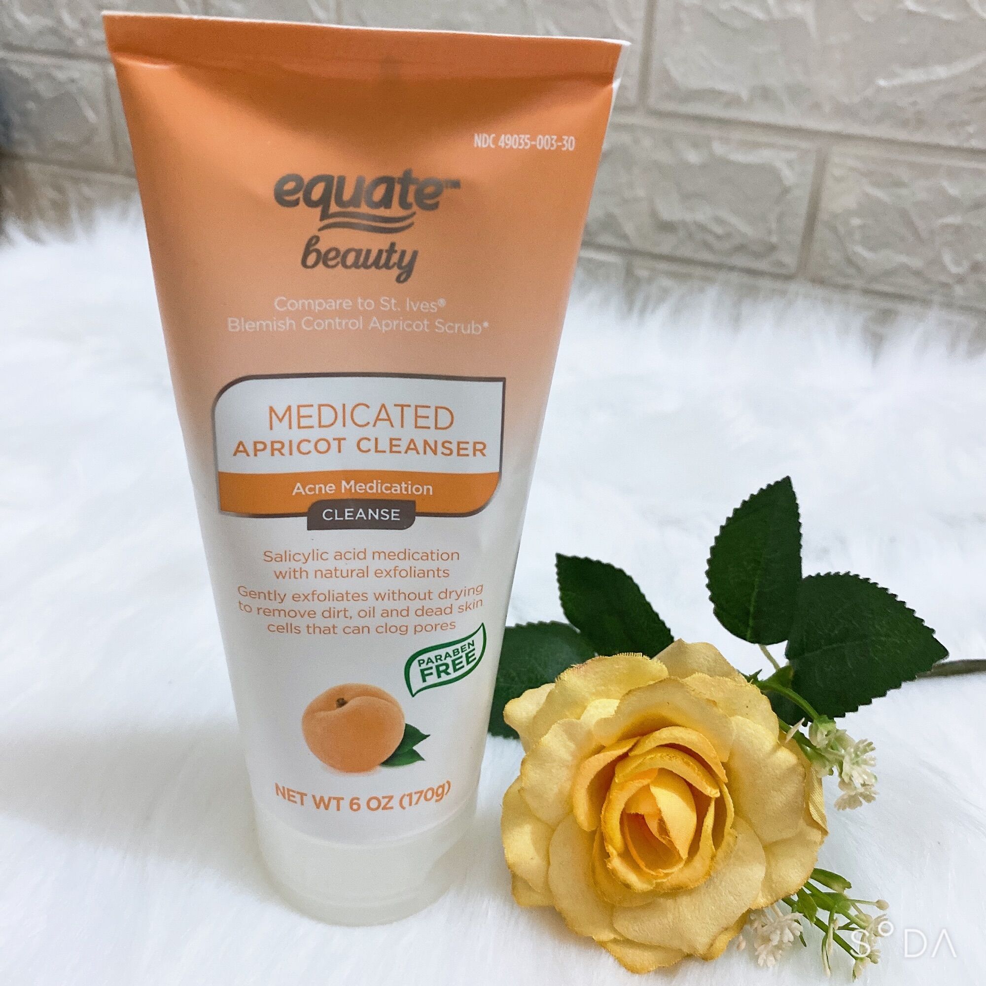 Sữa rửa mặt tẩy tế bào chết , ngăn ngừa mụn của hãng Equate Beauty 170 gram