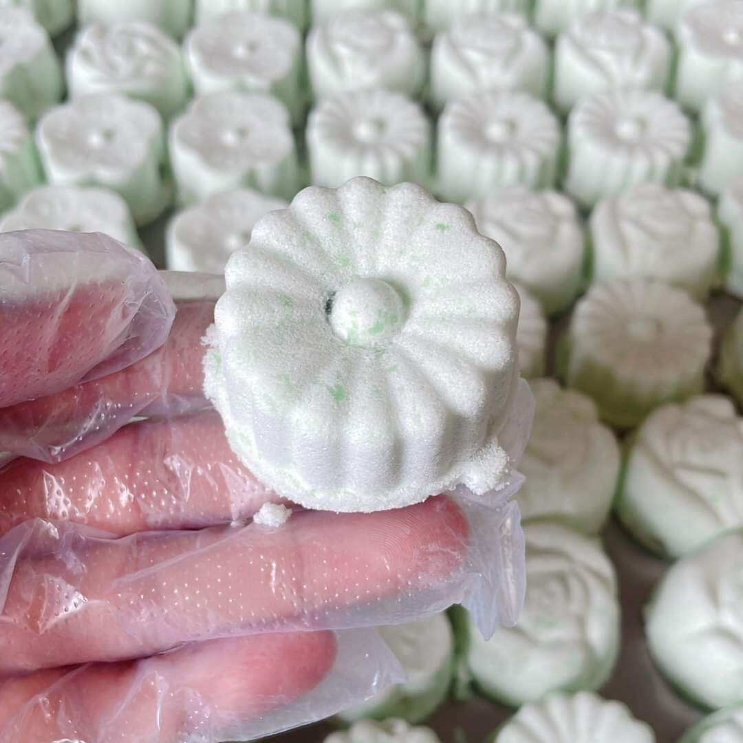 Bánh in dẻo nhân dừa non