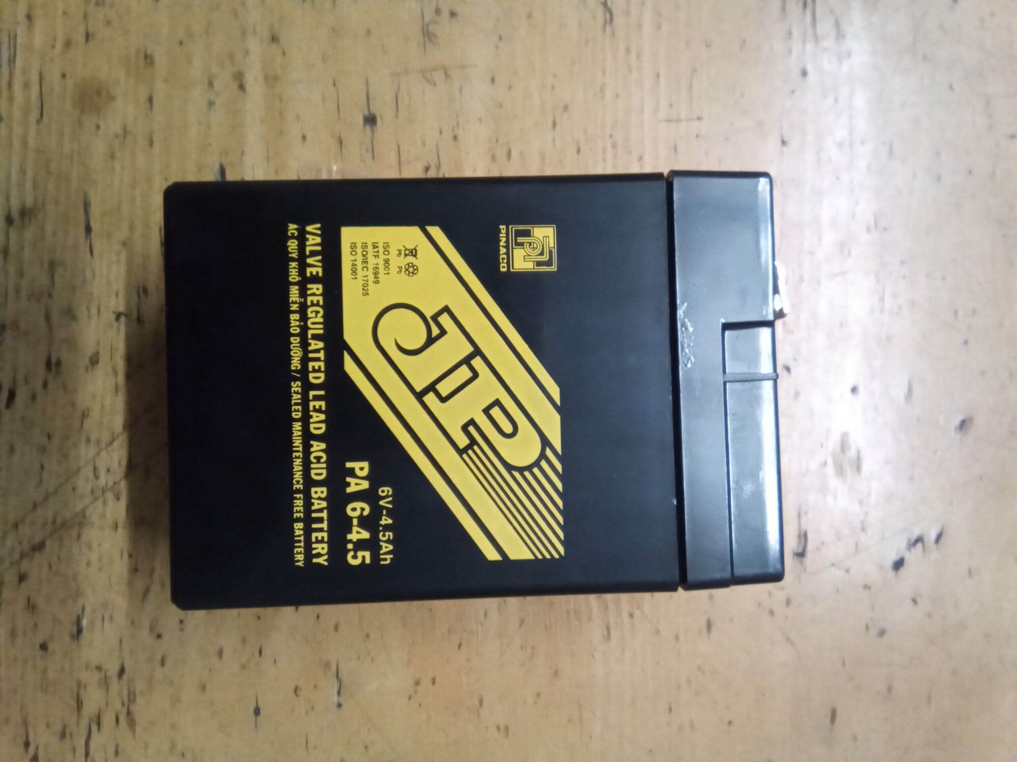 Ac quy 6v 4,5 Ah thay cho quạt tích điện, đèn sạc, cân điện tử.