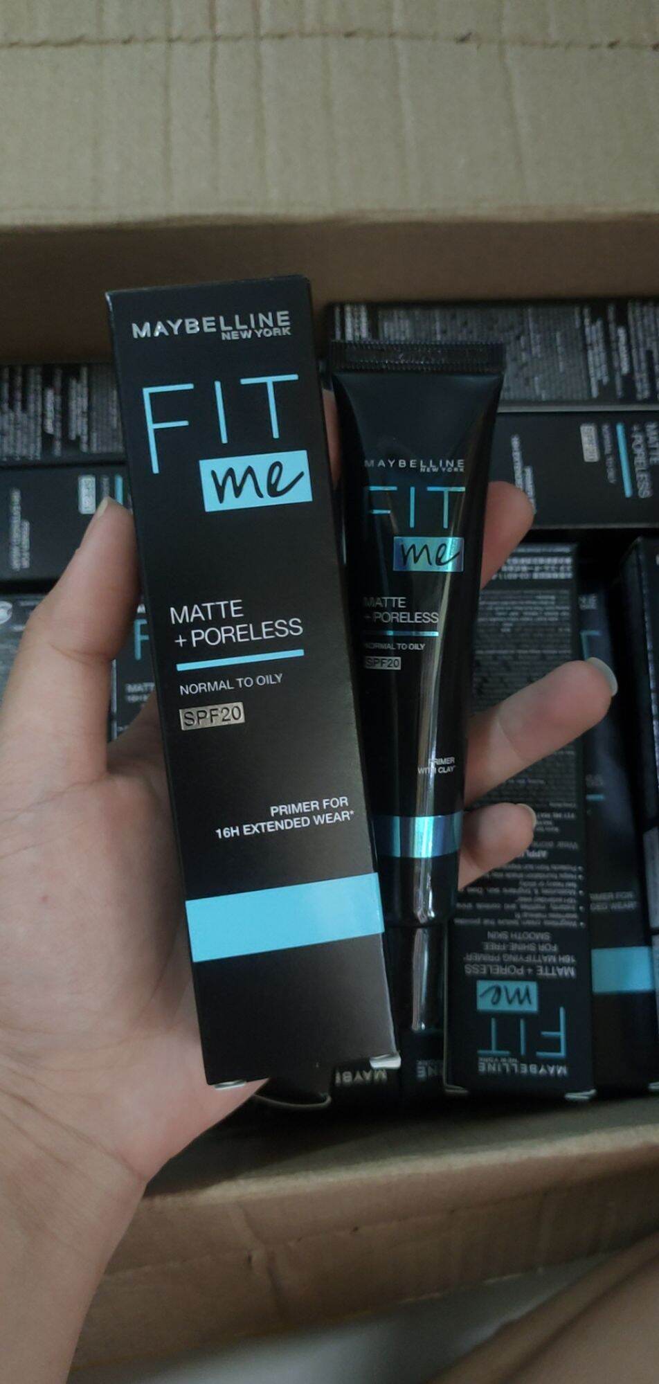 Kem lót kiềm dầu Maybelline