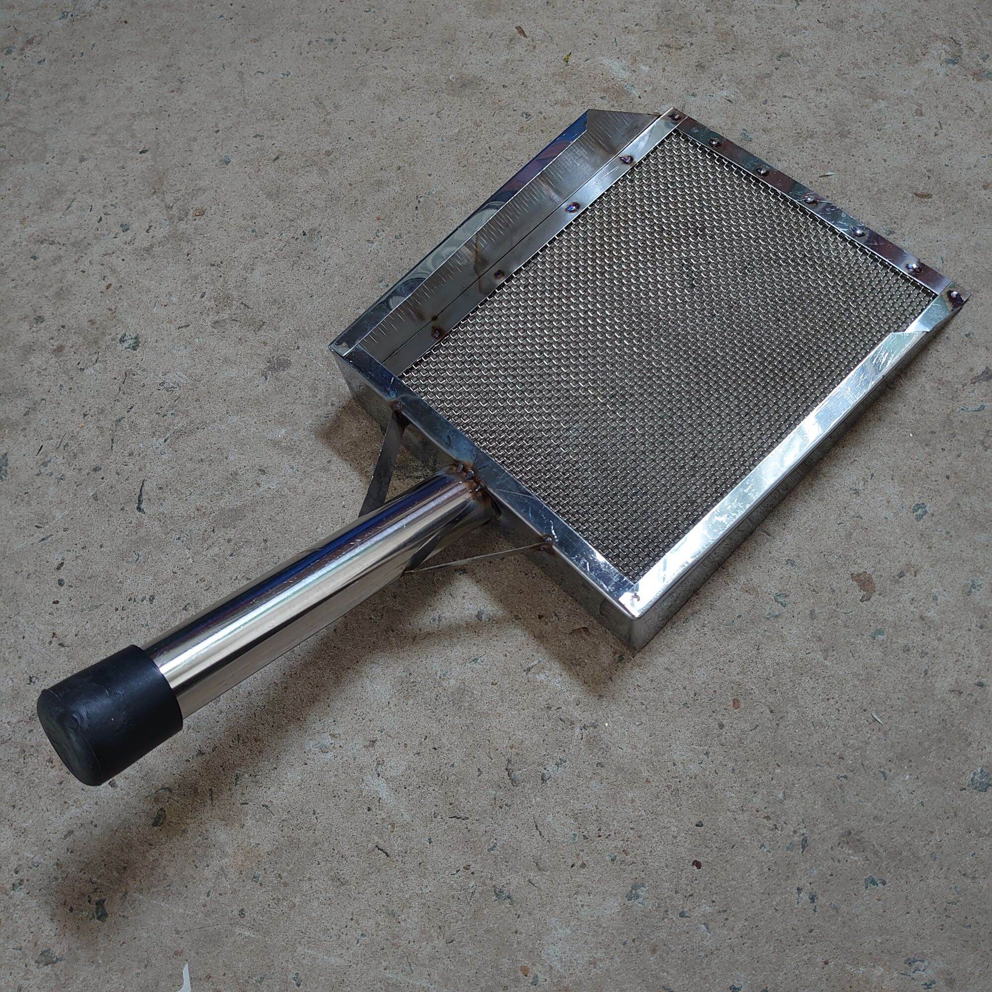 Sàng phân, sàng cát inox 20×25cm sàn phân gà v.v