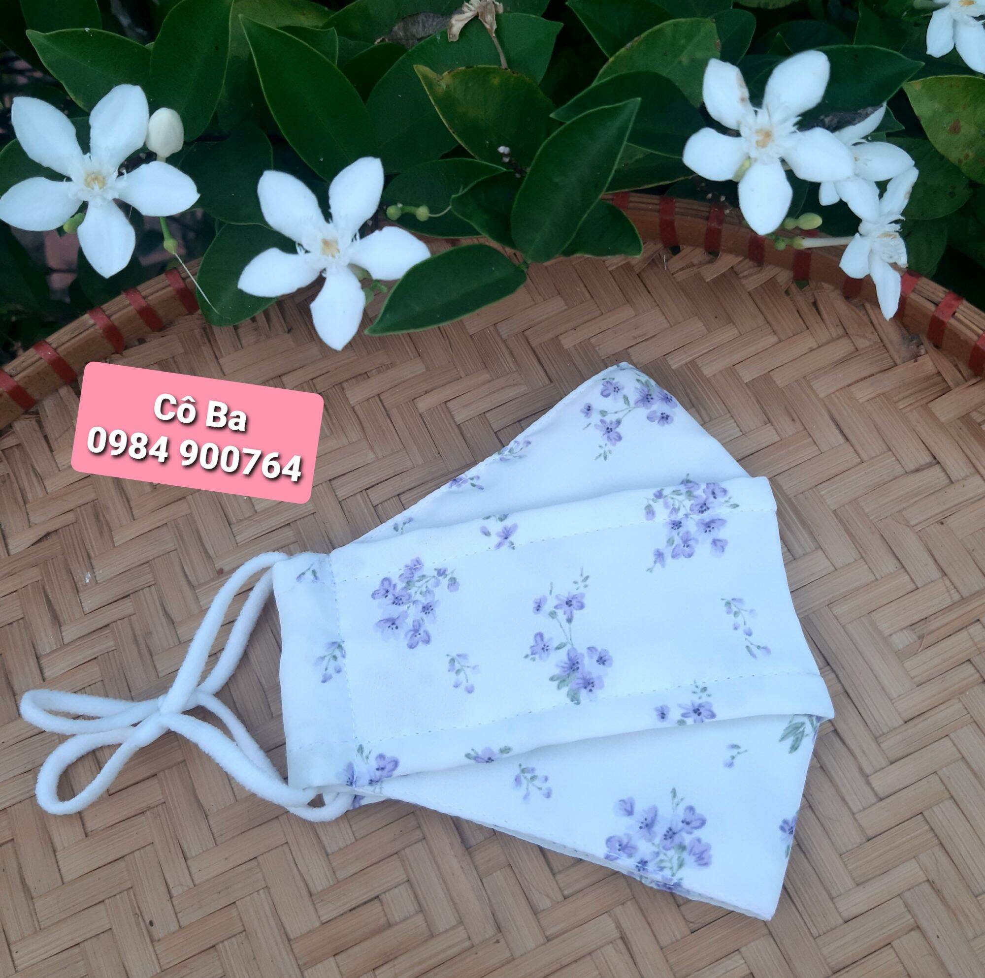 Khẩu trang  3D vải lụa