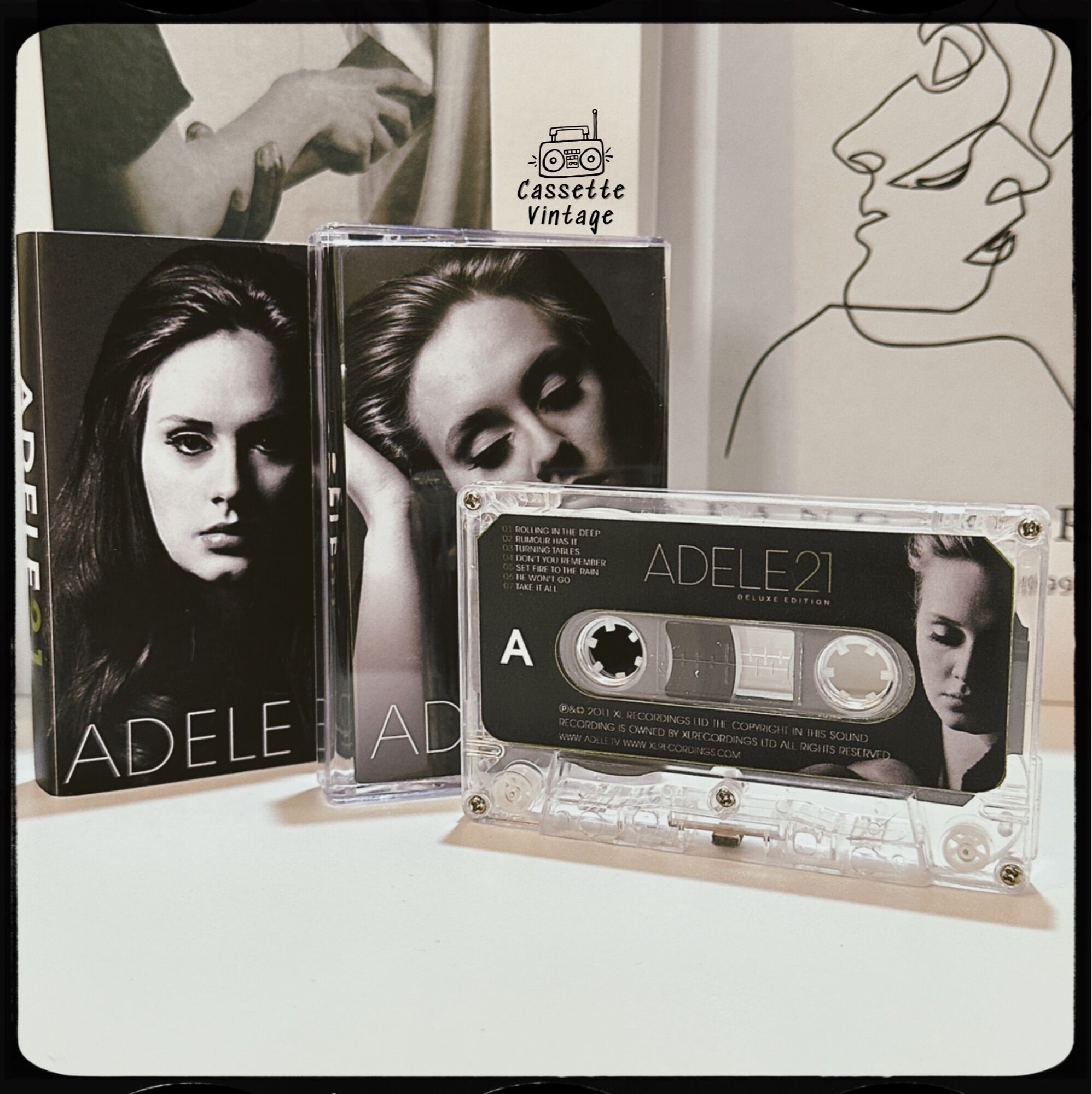 Băng cassette Adele 21 Màu Trong Suốt