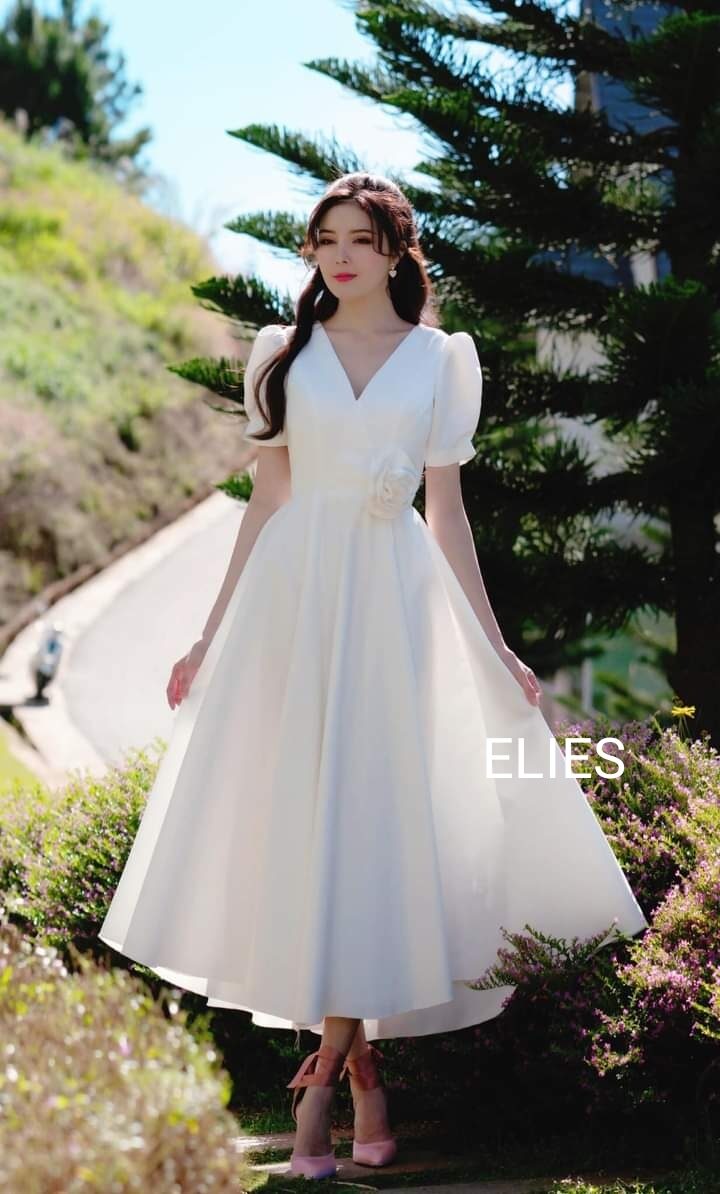 Đầm cưới thiết kế phong cách kiểu Hàn Quốc Trắng