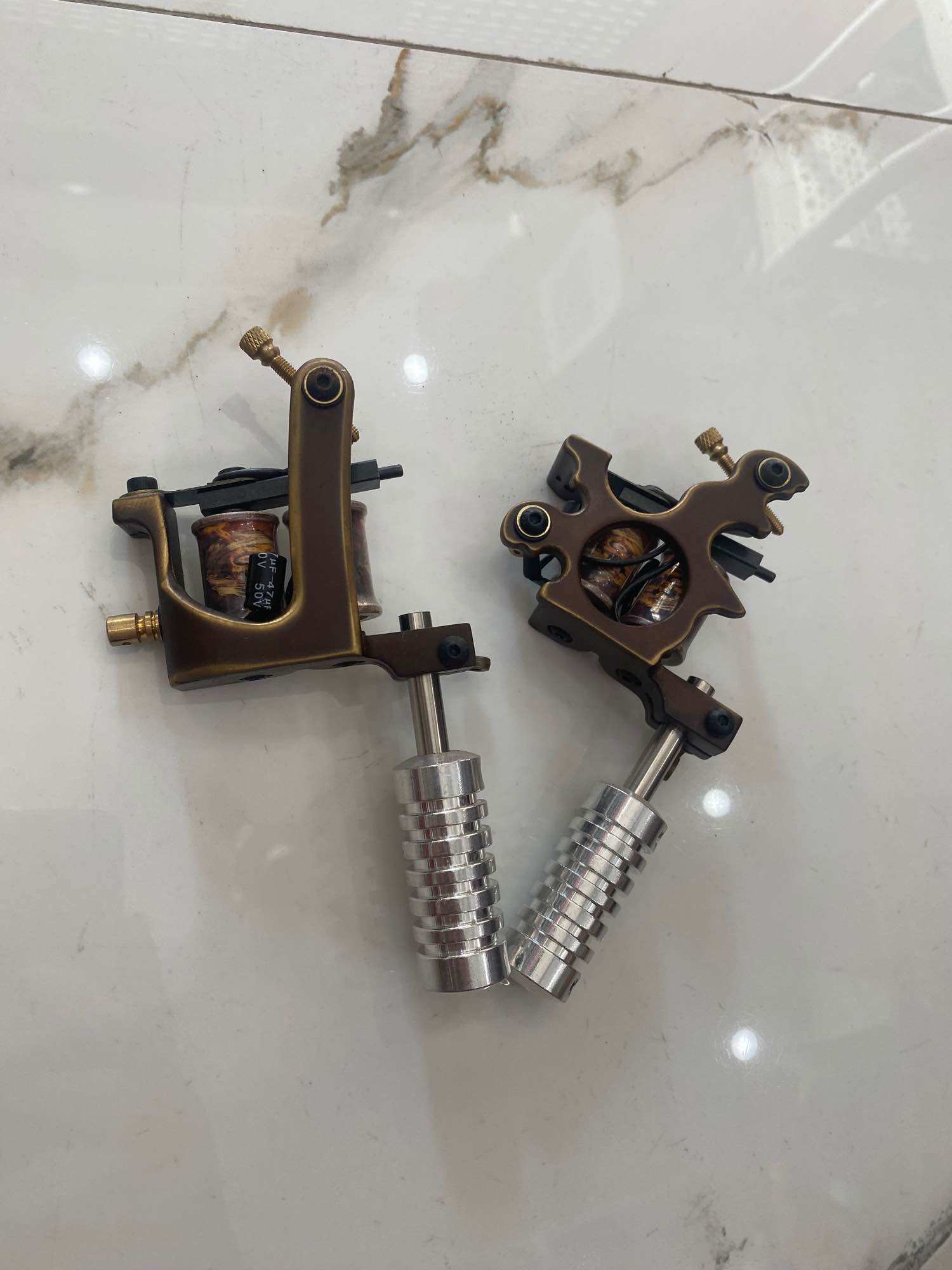 Bộ đôi máy xăm khung đồng: khung + bóng