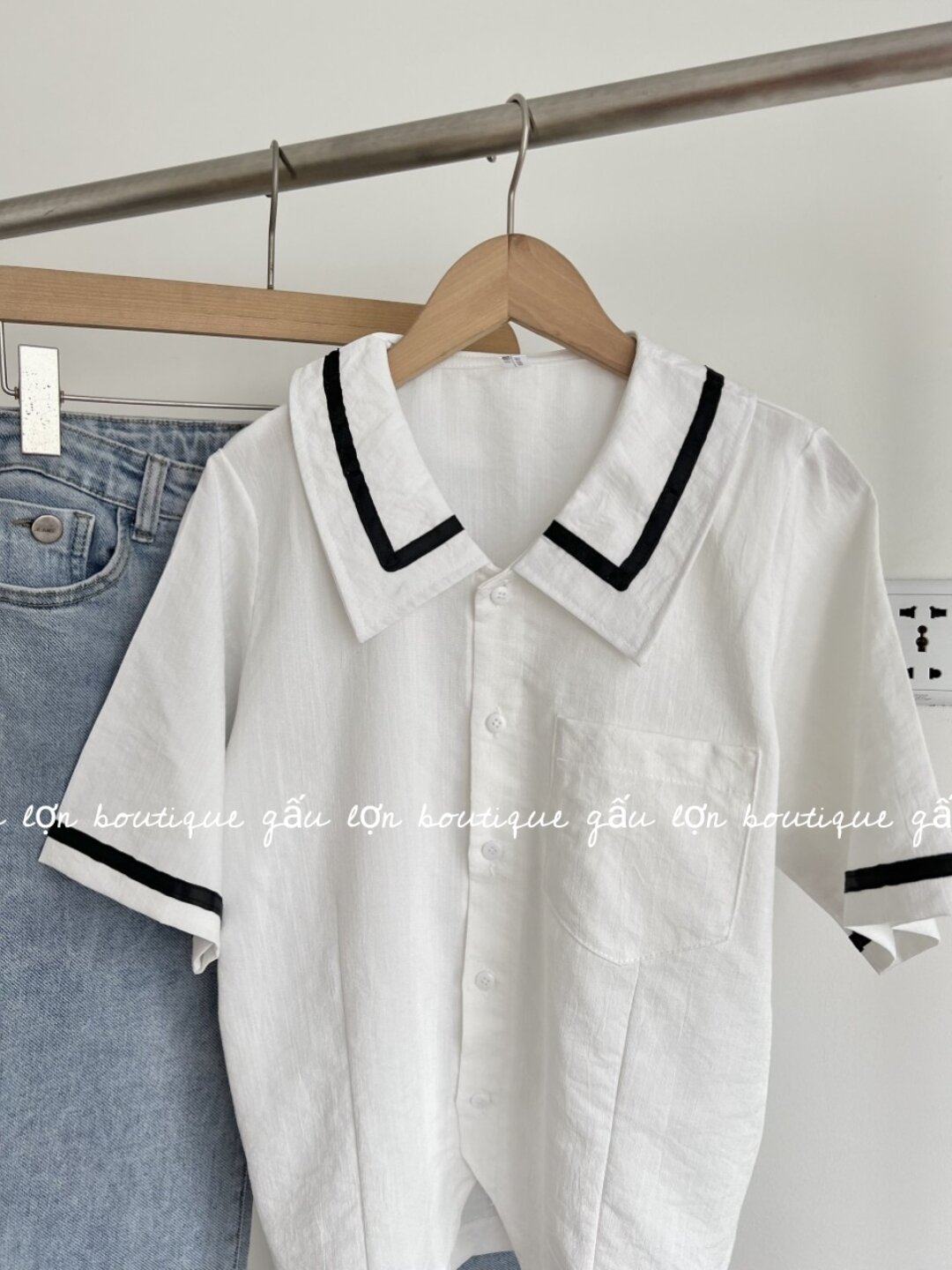 áo sơ mi cổ bẻ viền đen cộc tay ulzzang