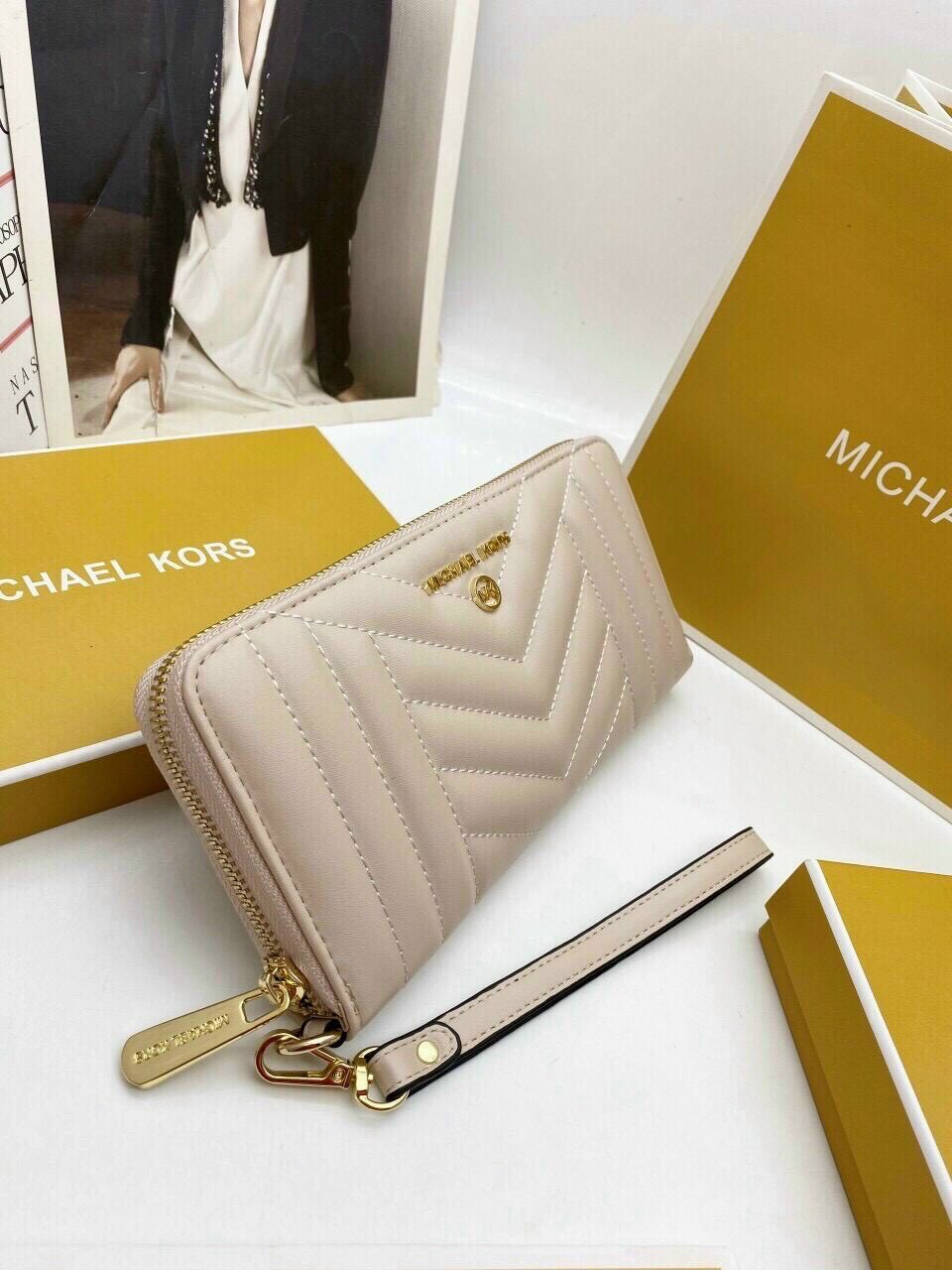 Ví dài Michael Kors chất xịn