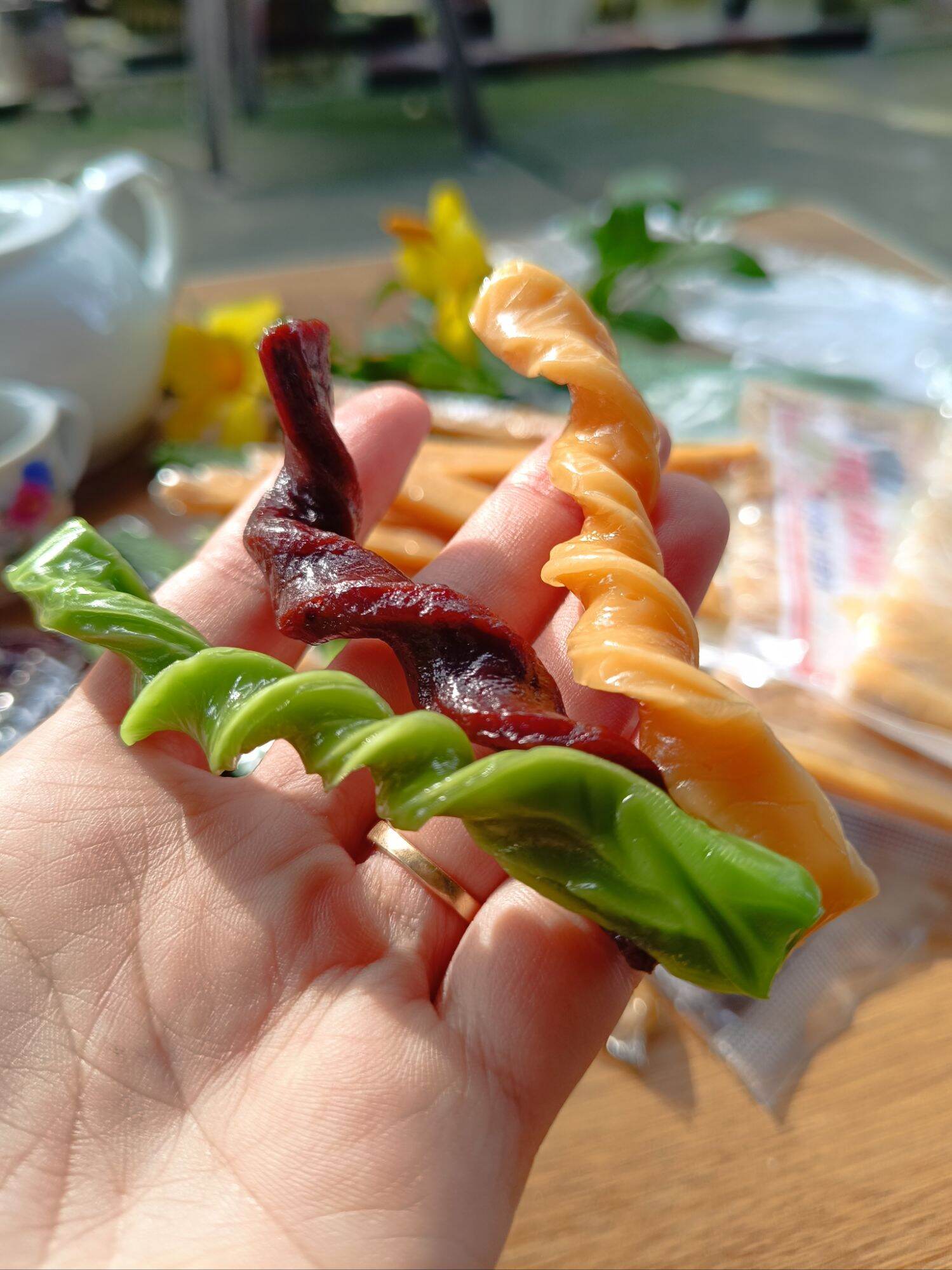 Kẹo dừa que Tuổi thơ Ngọc Mai 150g