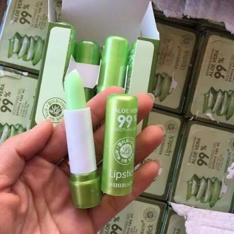 Son dưỡng môi nha đam