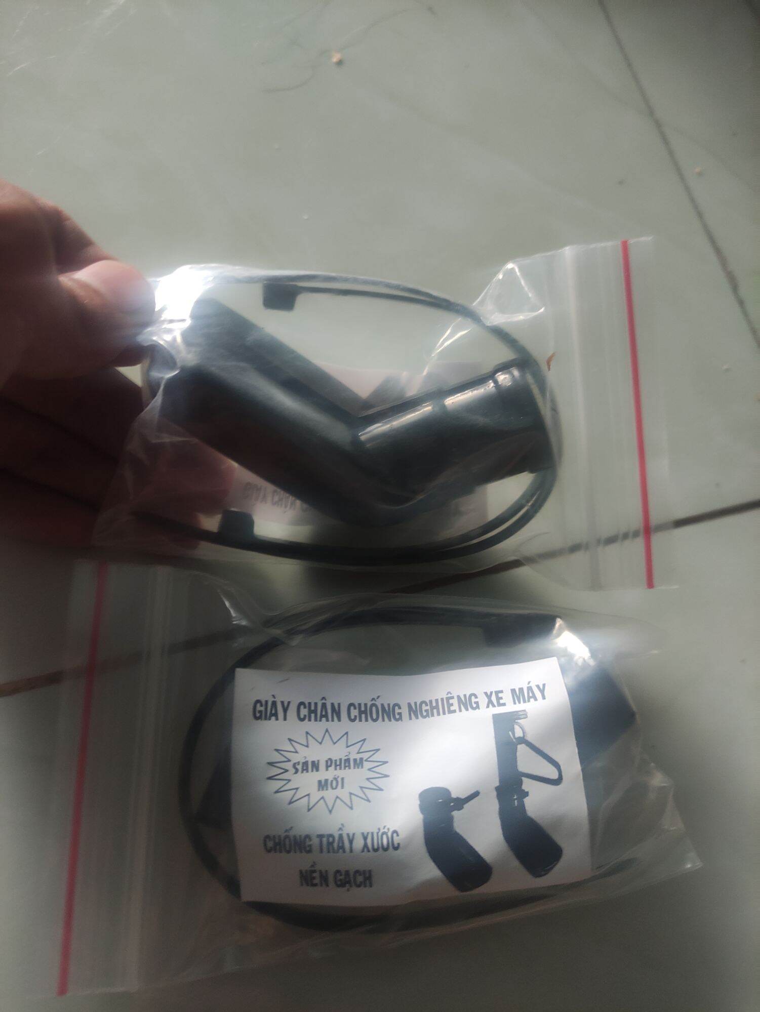 Cao su chân chống xe máy....