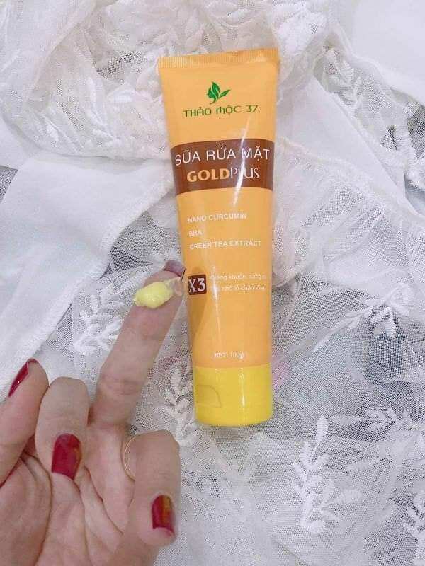 Sữa rửa mặt gold plus thảo mộc 37